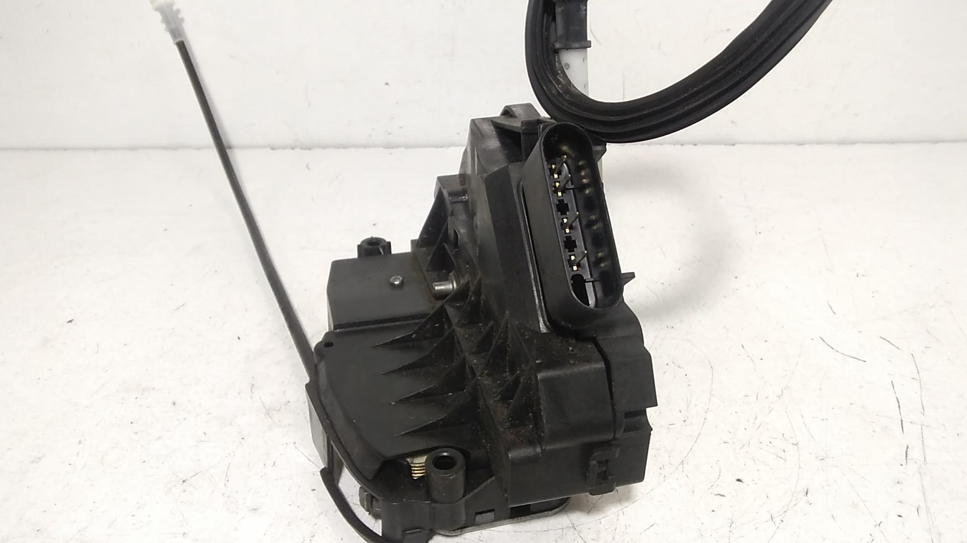 Serratura Anteriore Destra FORD Fiesta 6 Serie