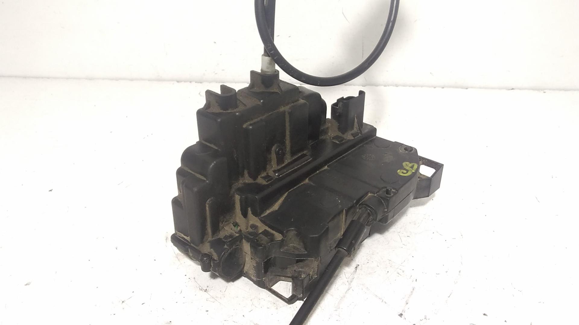 Serratura Anteriore Destra RENAULT Clio Serie (08>15)