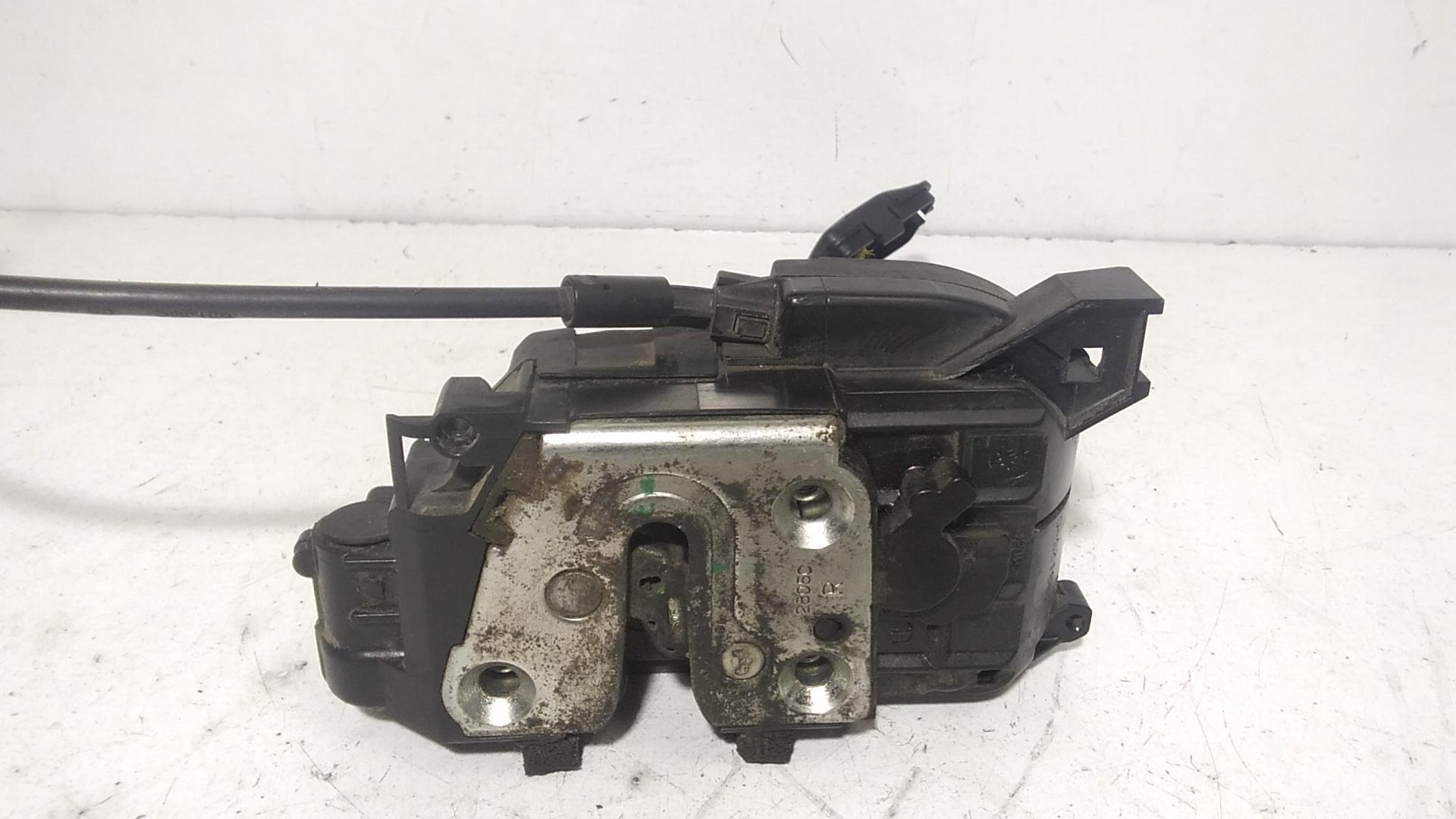 Serratura Anteriore Destra RENAULT Clio Serie (08>15)