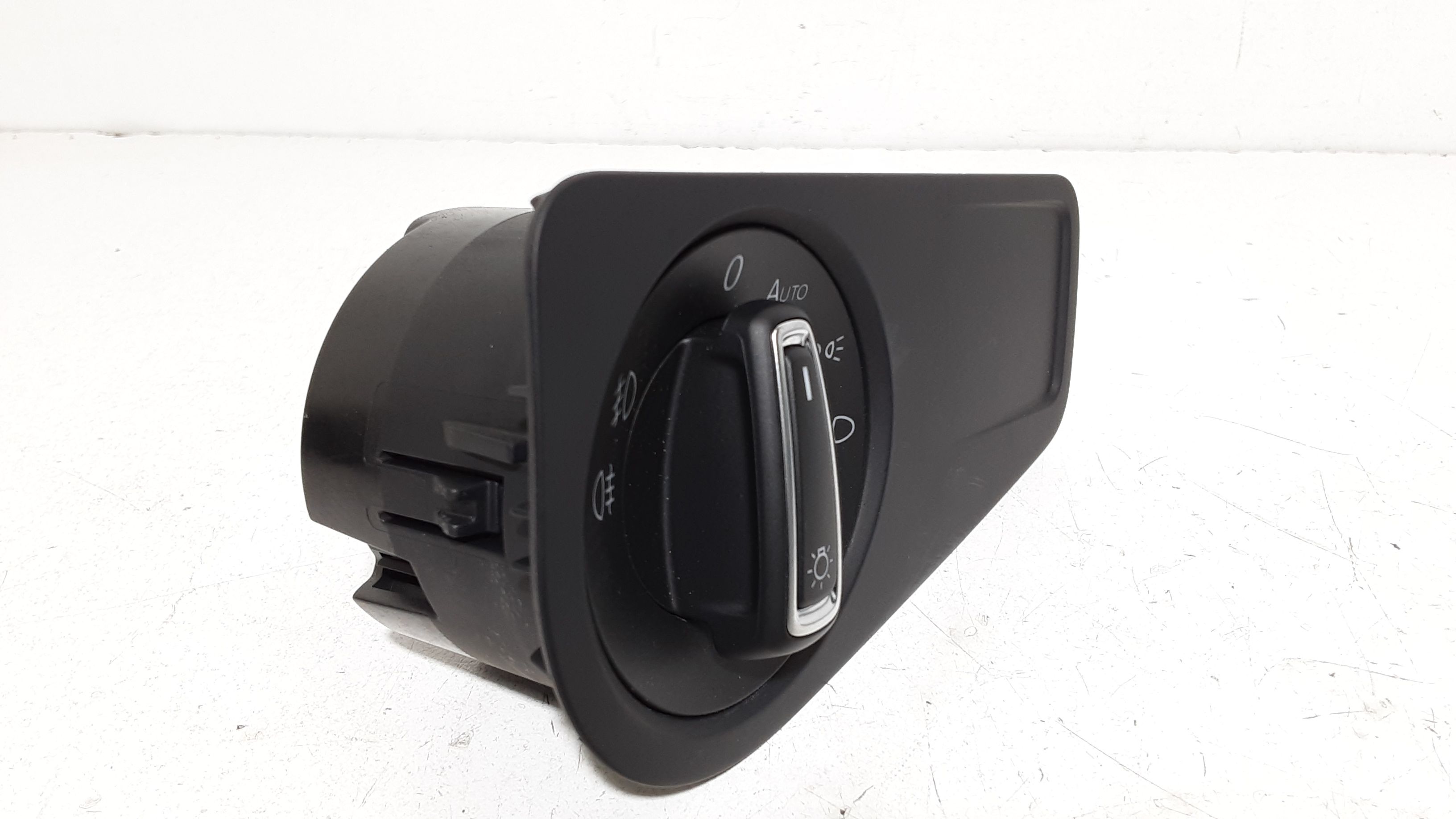 Interruttore comando luci VOLKSWAGEN Tiguan Serie