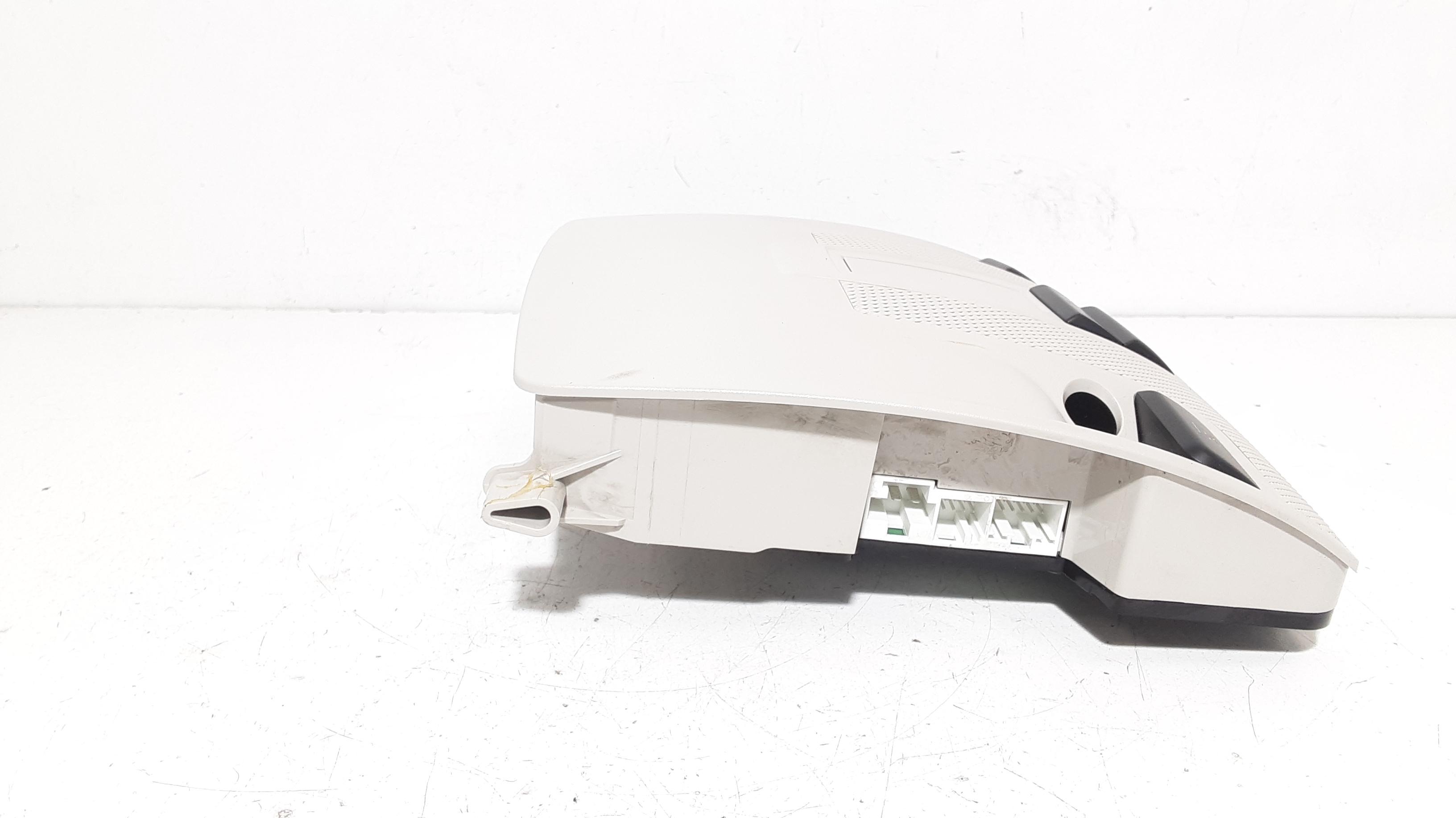 Plafoniera MERCEDES CLA Serie (13>)