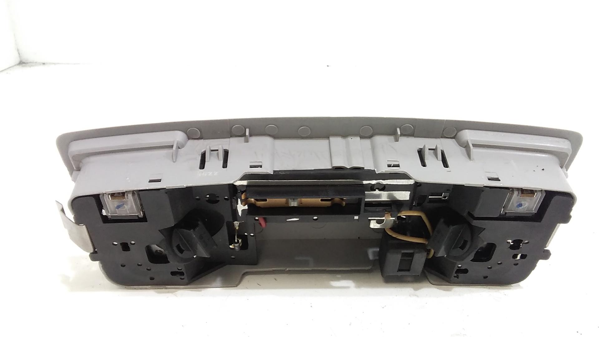 Plafoniera MAZDA 3 Berlina Serie (03>09)