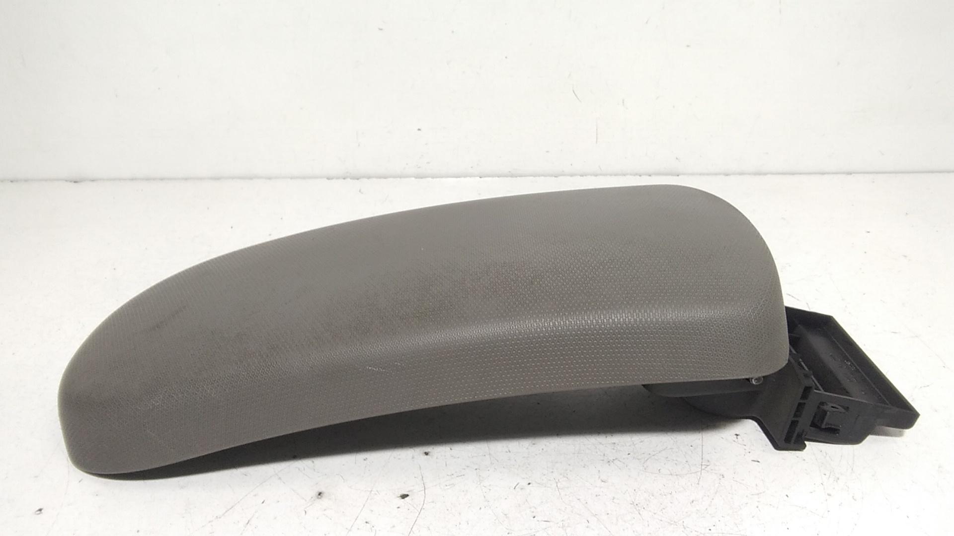 Bracciolo centrale RENAULT Kangoo 4 Serie