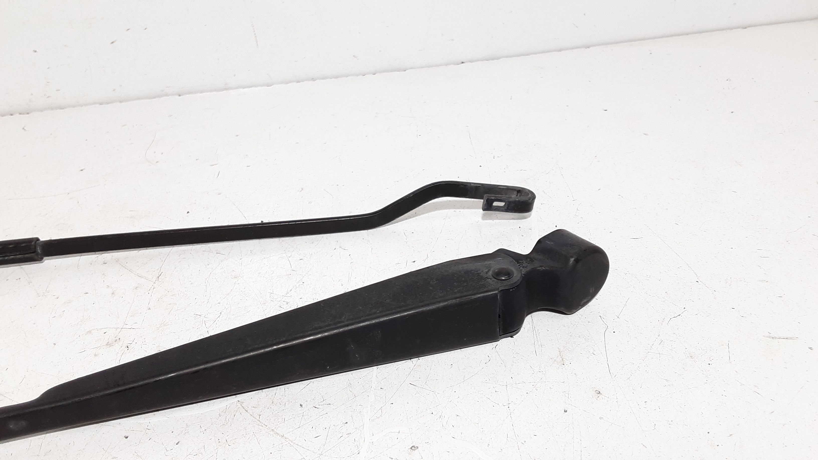 Bracci Tergi ant. FORD Orion 1 Serie