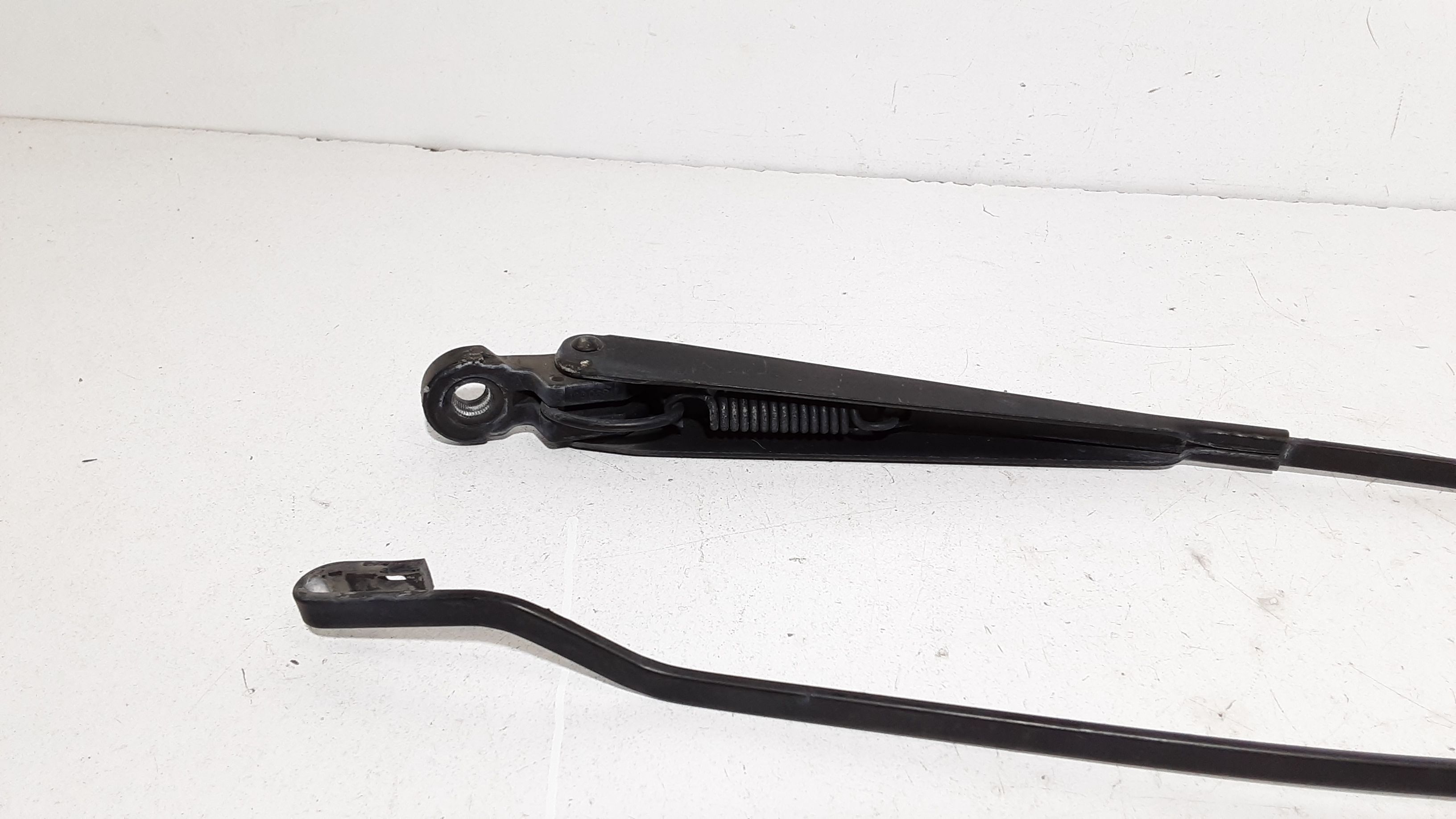 Bracci Tergi ant. FORD Orion 1 Serie