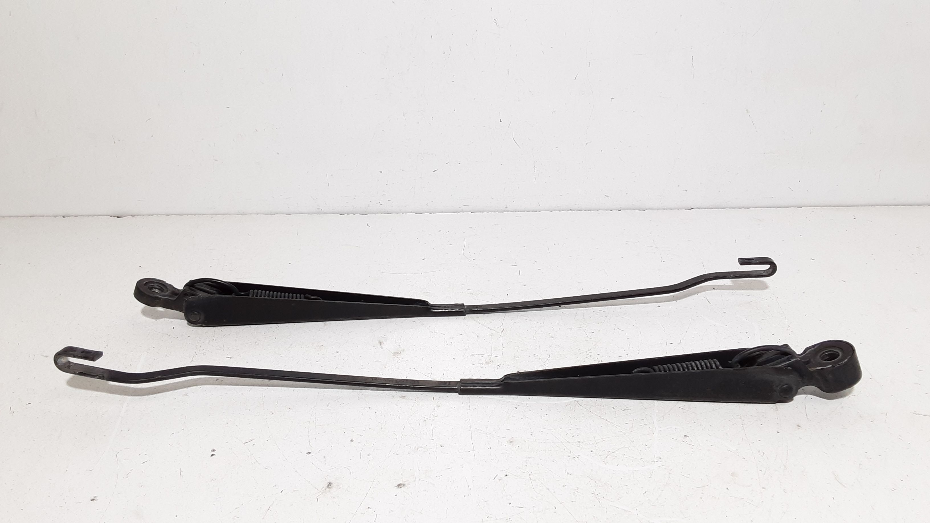 Bracci Tergi ant. FORD Orion 1 Serie