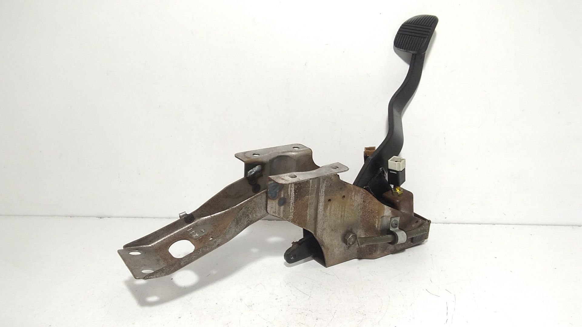 Pedale Freno NISSAN Cabstar 1 Serie