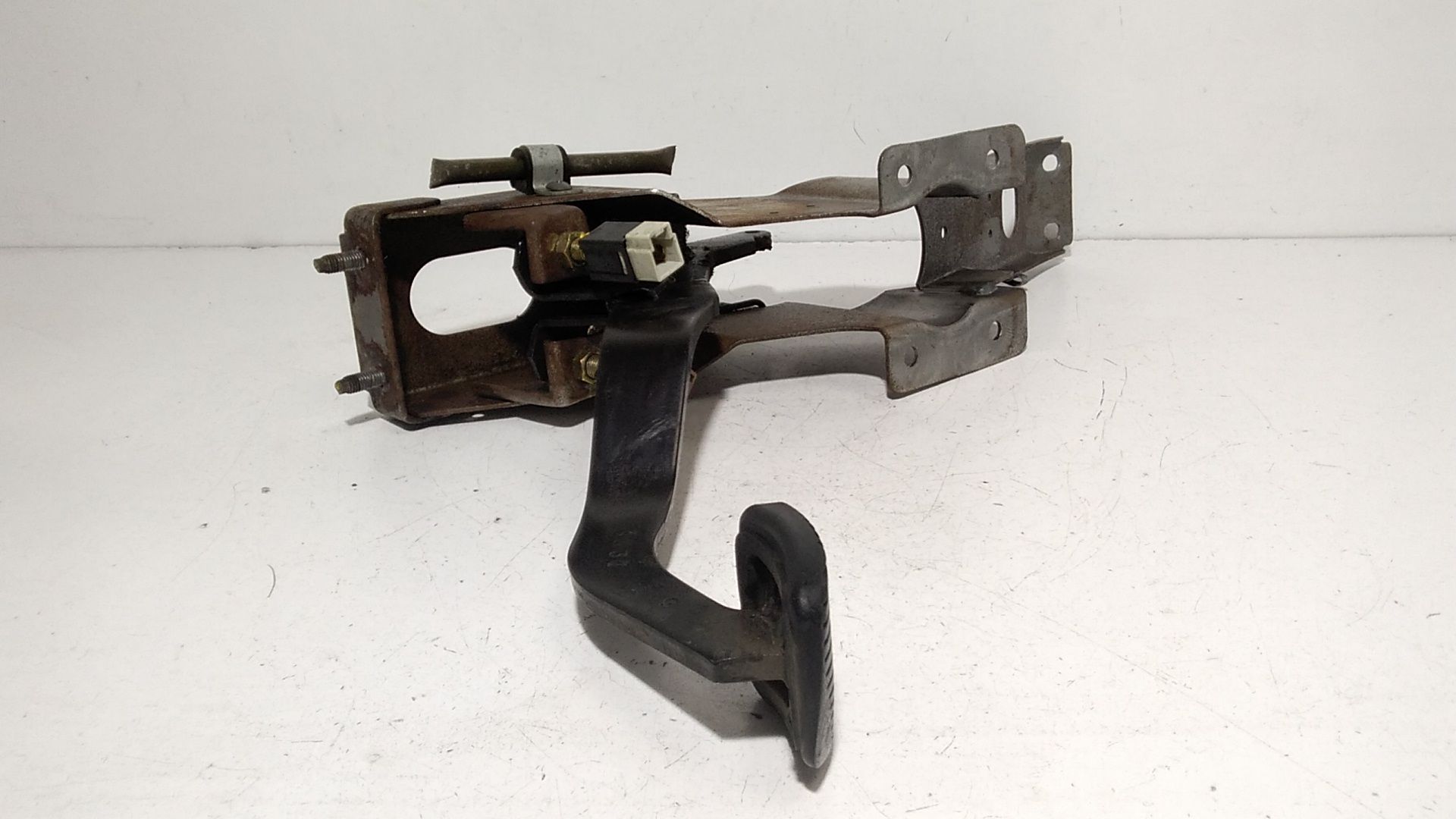 Pedale Freno NISSAN Cabstar 1 Serie