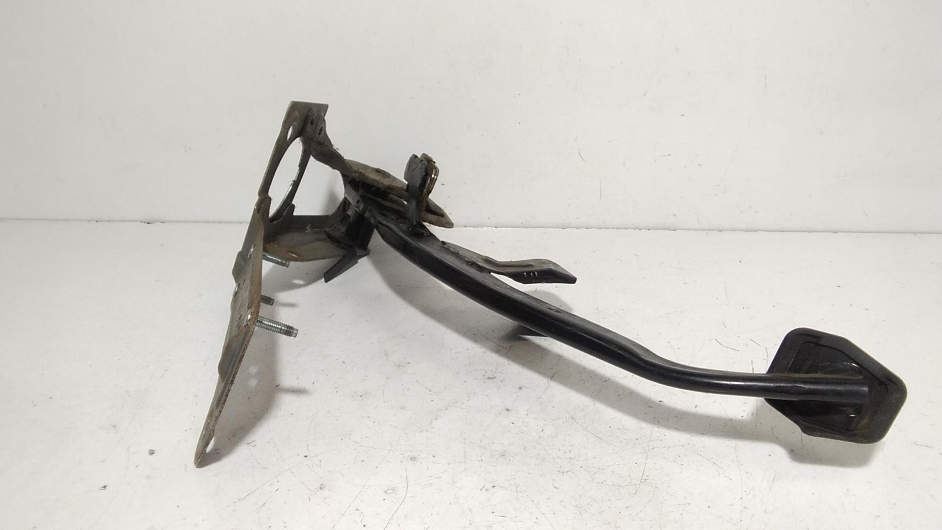 Pedale Freno FORD C - Max Serie (03>07)