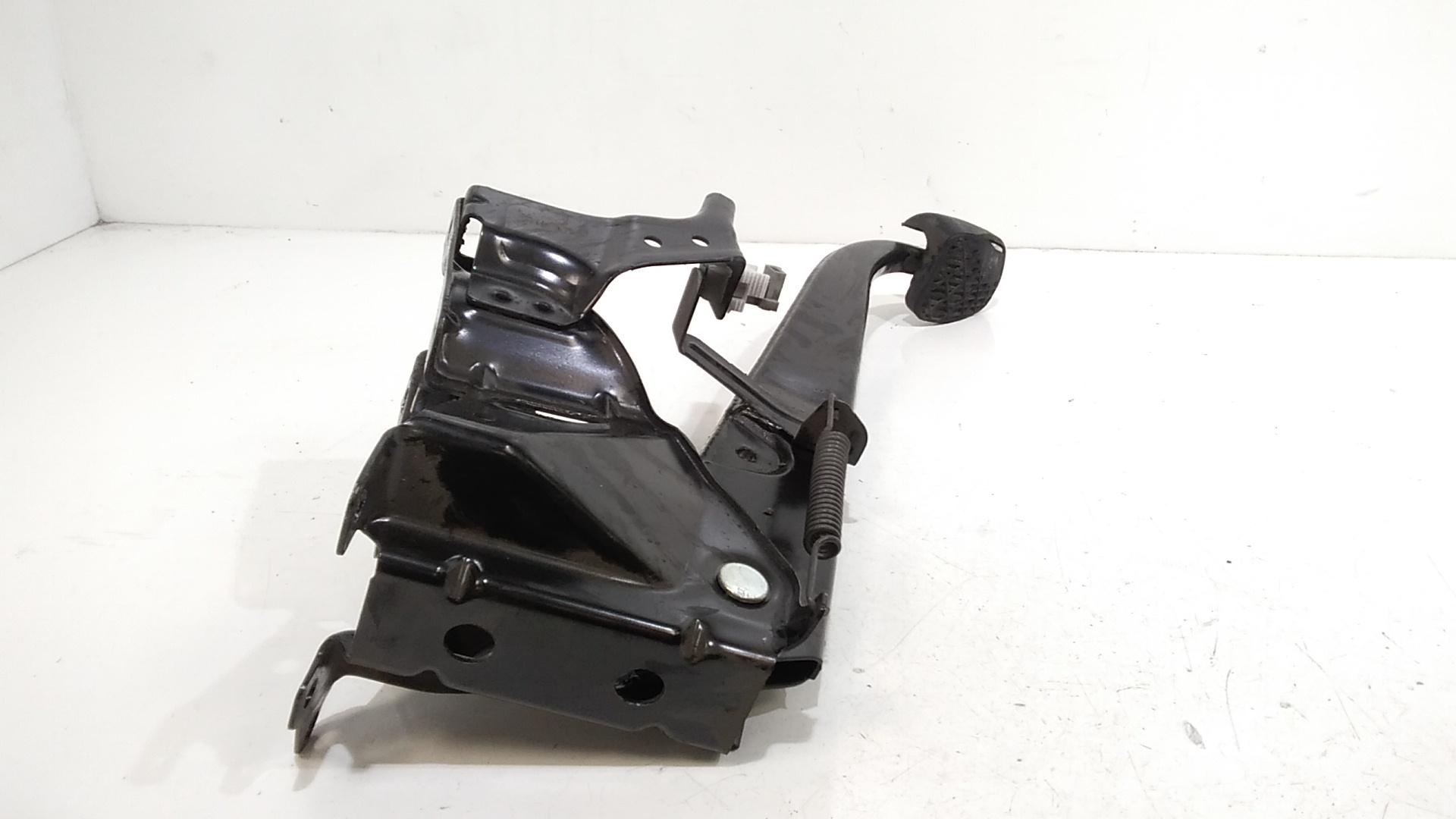 Pedale Freno MERCEDES Vito Serie (W447) (14>)