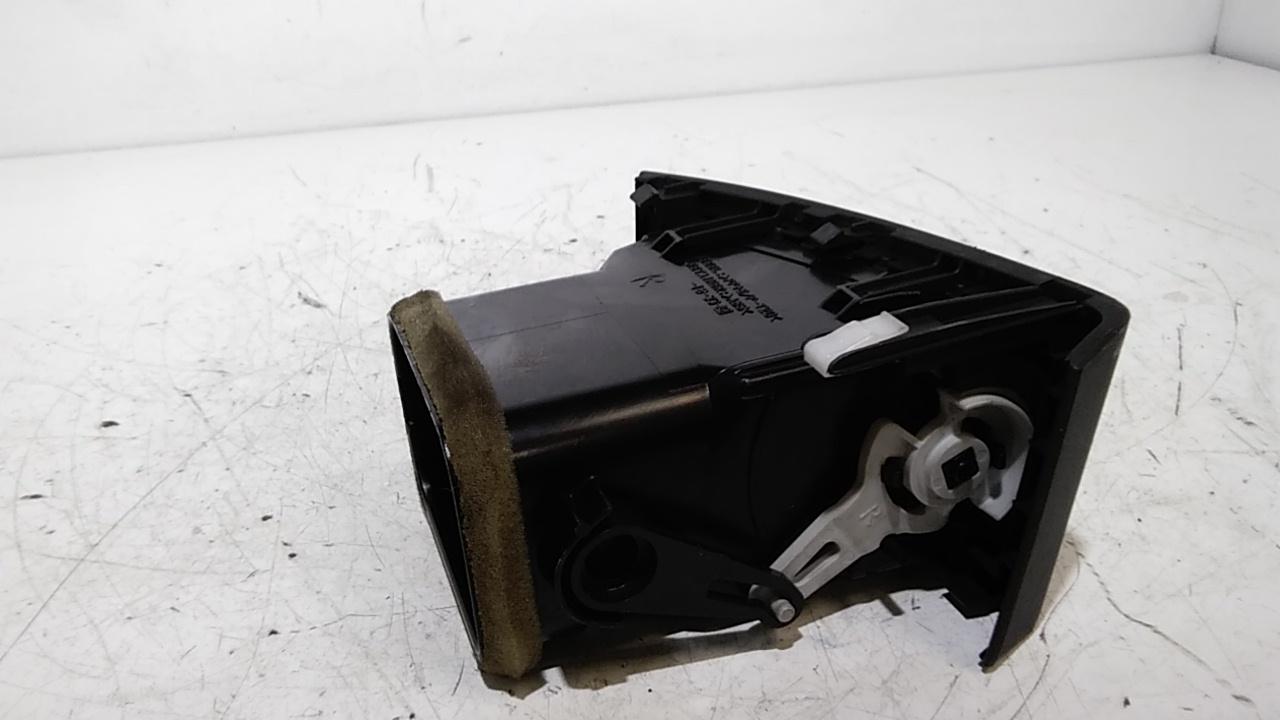 Bocchetta aria cruscotto lato passeggero TOYOTA Corolla Verso 1 Serie