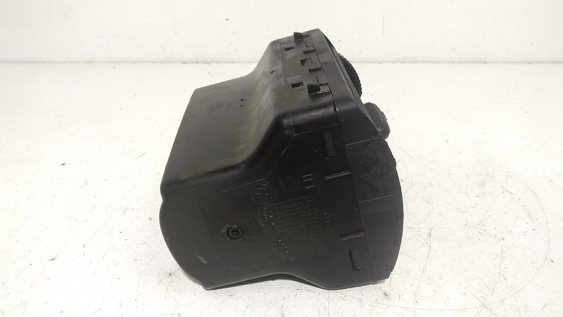 Bocchetta aria cruscotto lato passeggero VOLKSWAGEN Fox 1 Serie