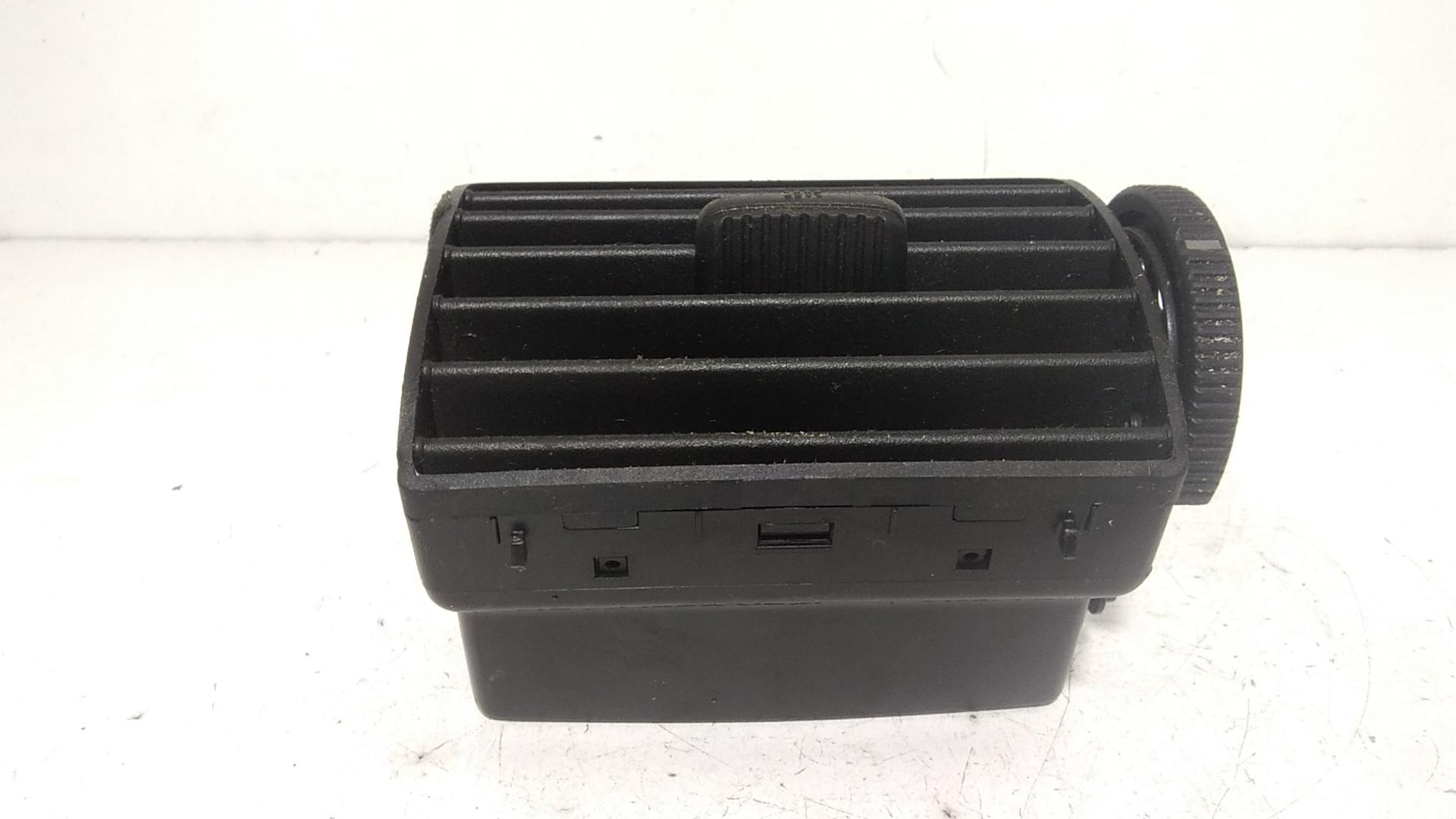 Bocchetta aria cruscotto lato passeggero VOLKSWAGEN Fox 1 Serie