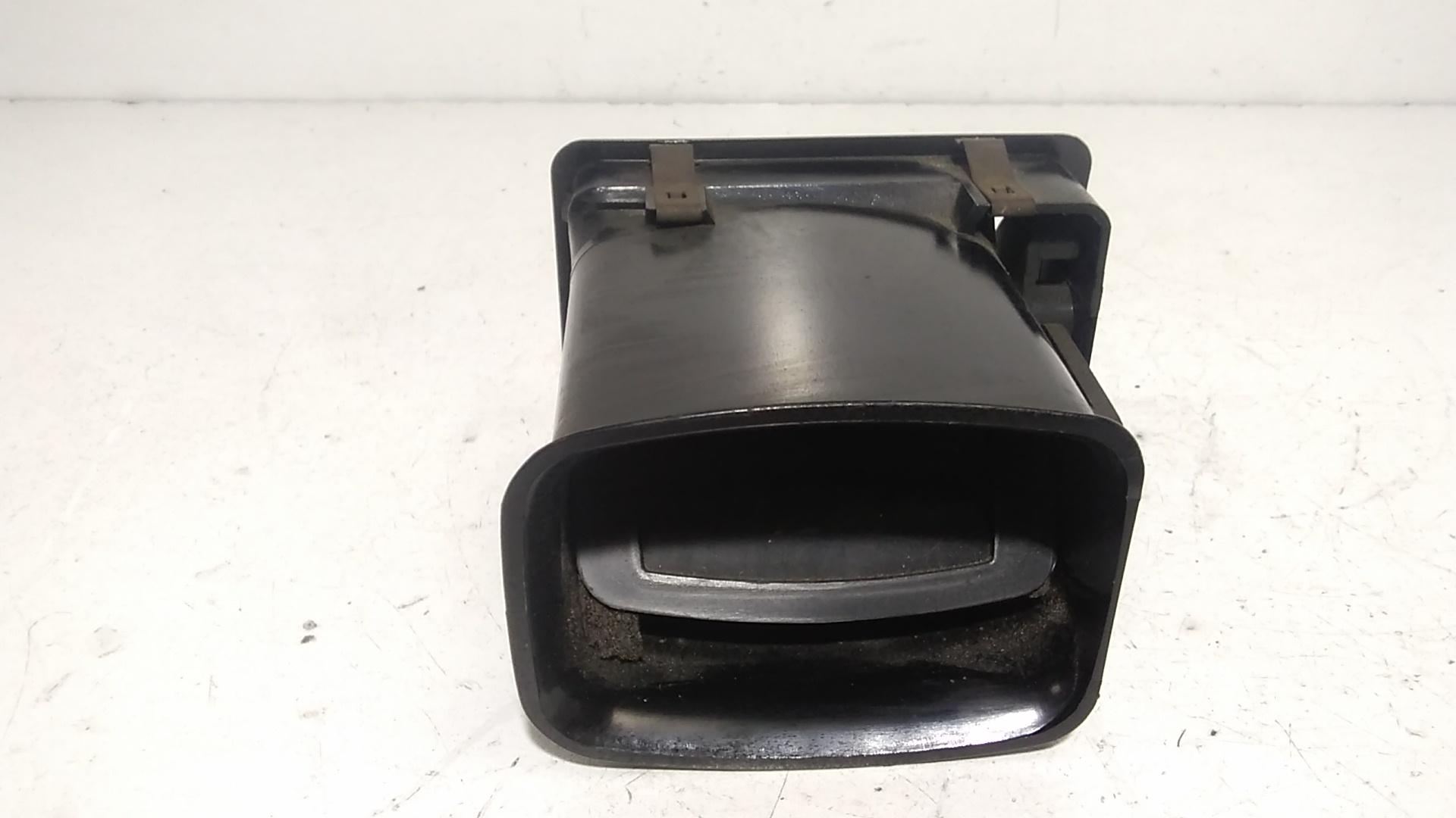 Bocchetta aria cruscotto lato passeggero FORD Orion 1 Serie