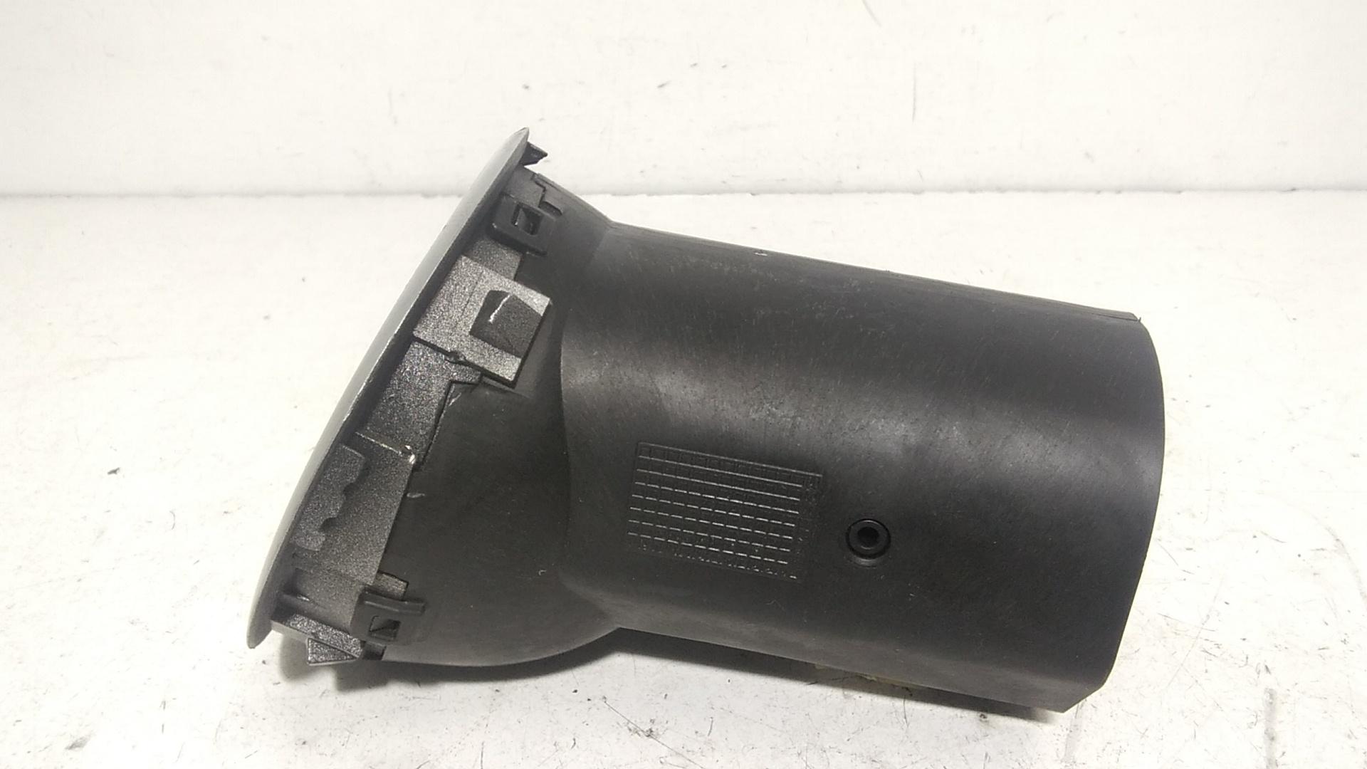 Bocchetta aria cruscotto lato passeggero RENAULT Clio Serie (08>15)