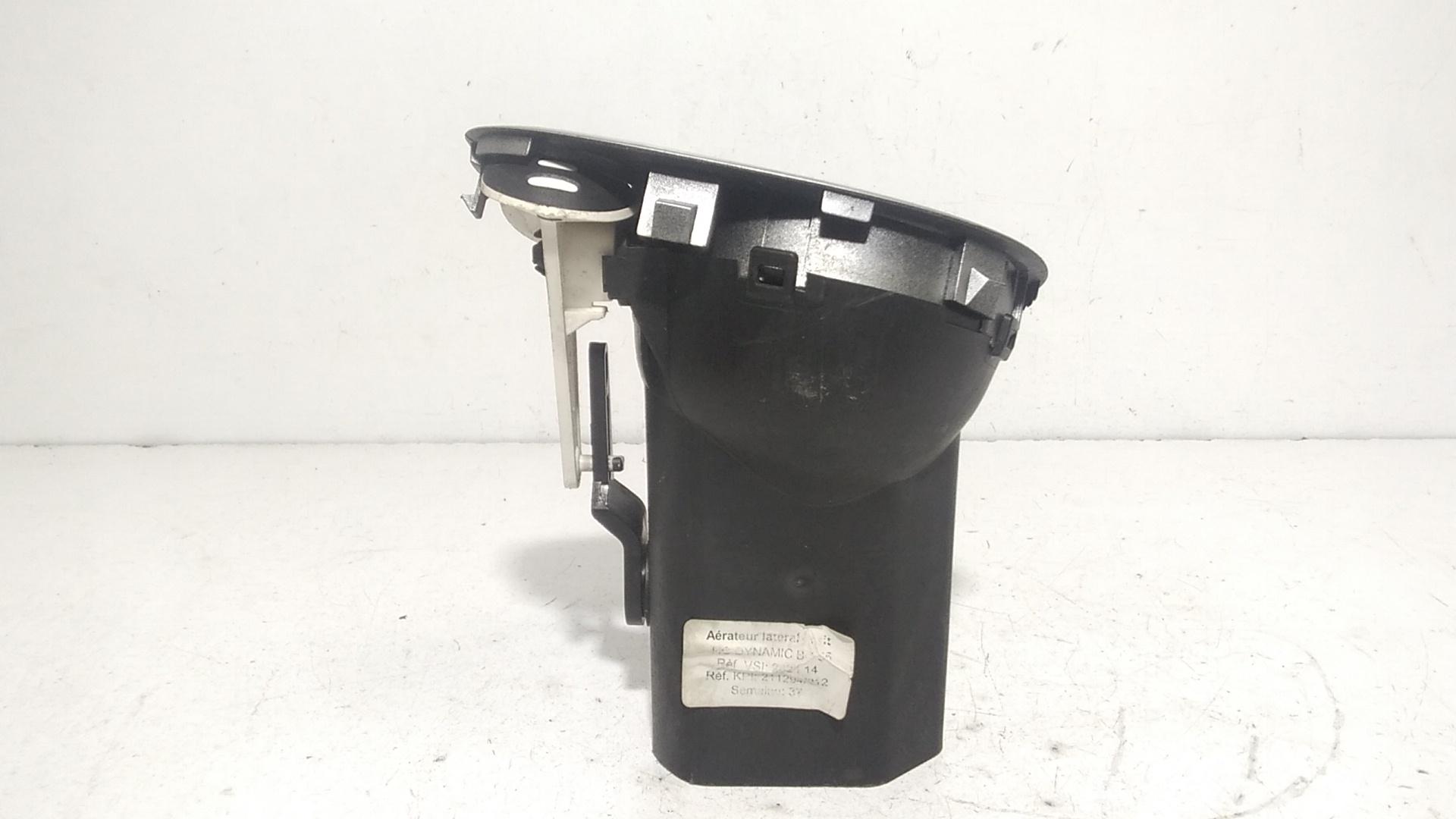 Bocchetta aria cruscotto lato passeggero RENAULT Clio Serie (08>15)