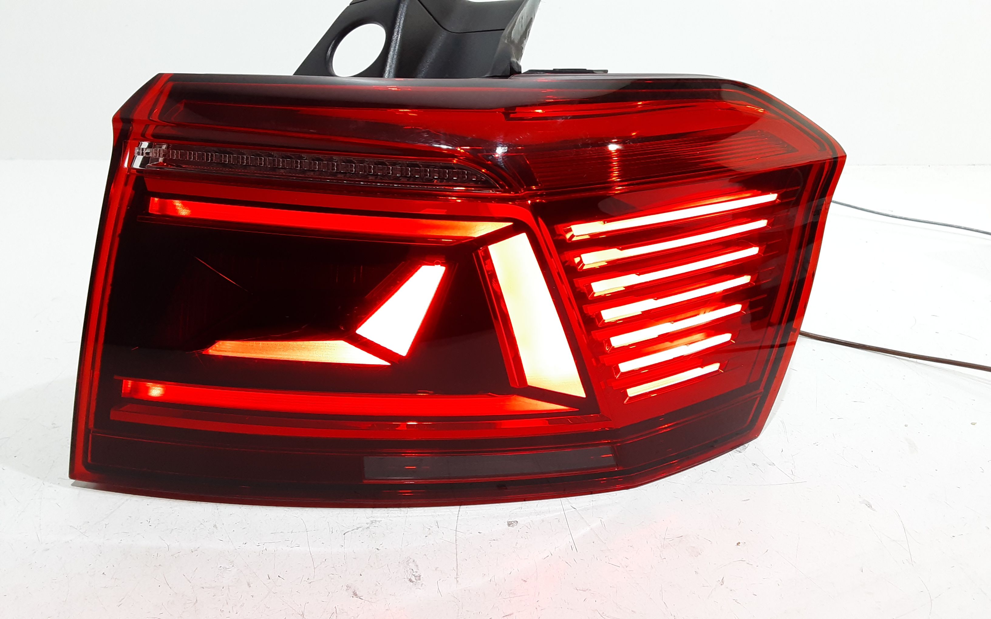 Stop destro a led VOLKSWAGEN Passat Alltrack (3G5,CB5) (15>)