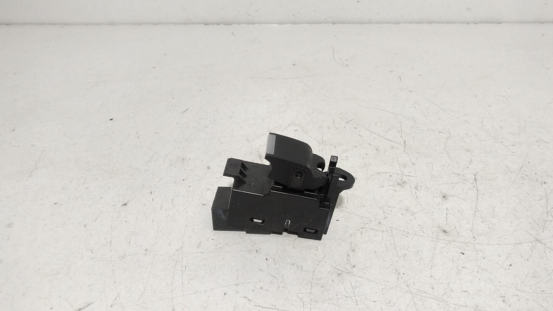 Pulsantiera Posteriore Sinistra JAGUAR E-Pace Serie  (17>)