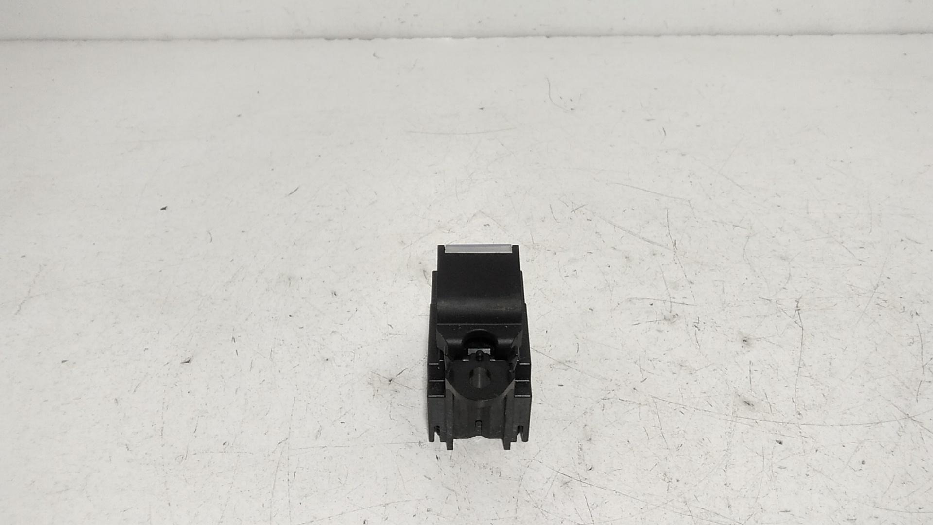 Pulsantiera Posteriore Sinistra JAGUAR E-Pace Serie  (17>)