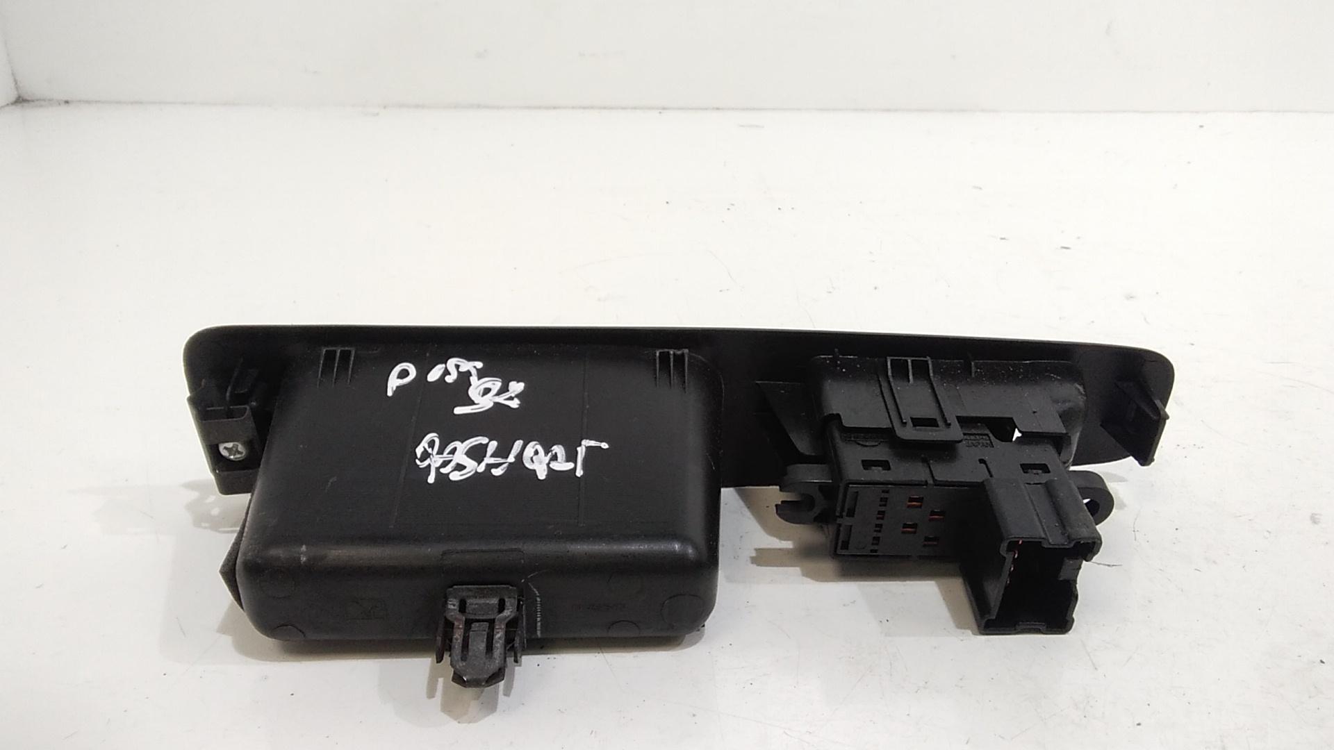 Pulsantiera Posteriore Sinistra NISSAN Qashqai 1 Serie