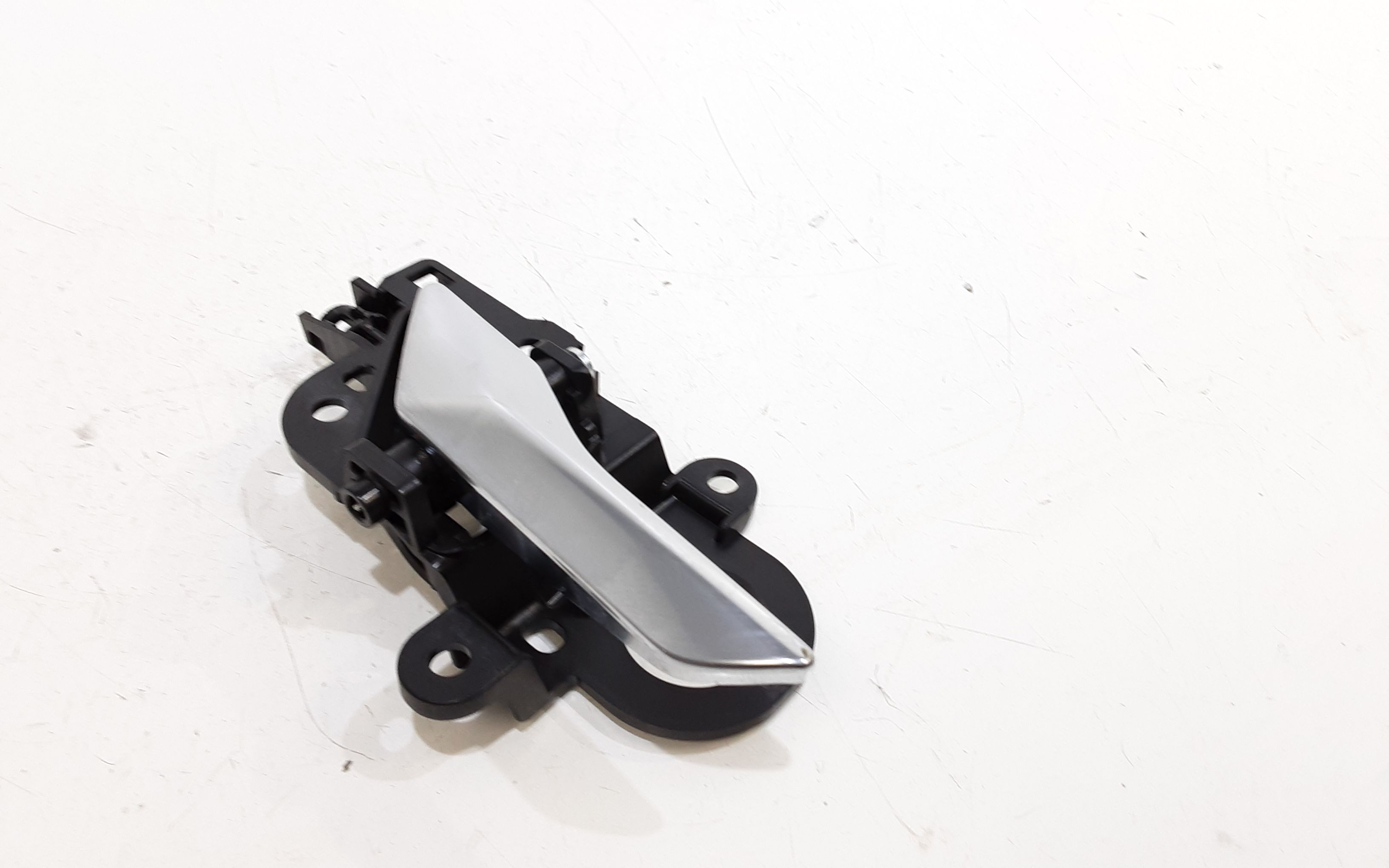 Maniglia interna Posteriore Sinistra JAGUAR E-Pace Serie  (17>)