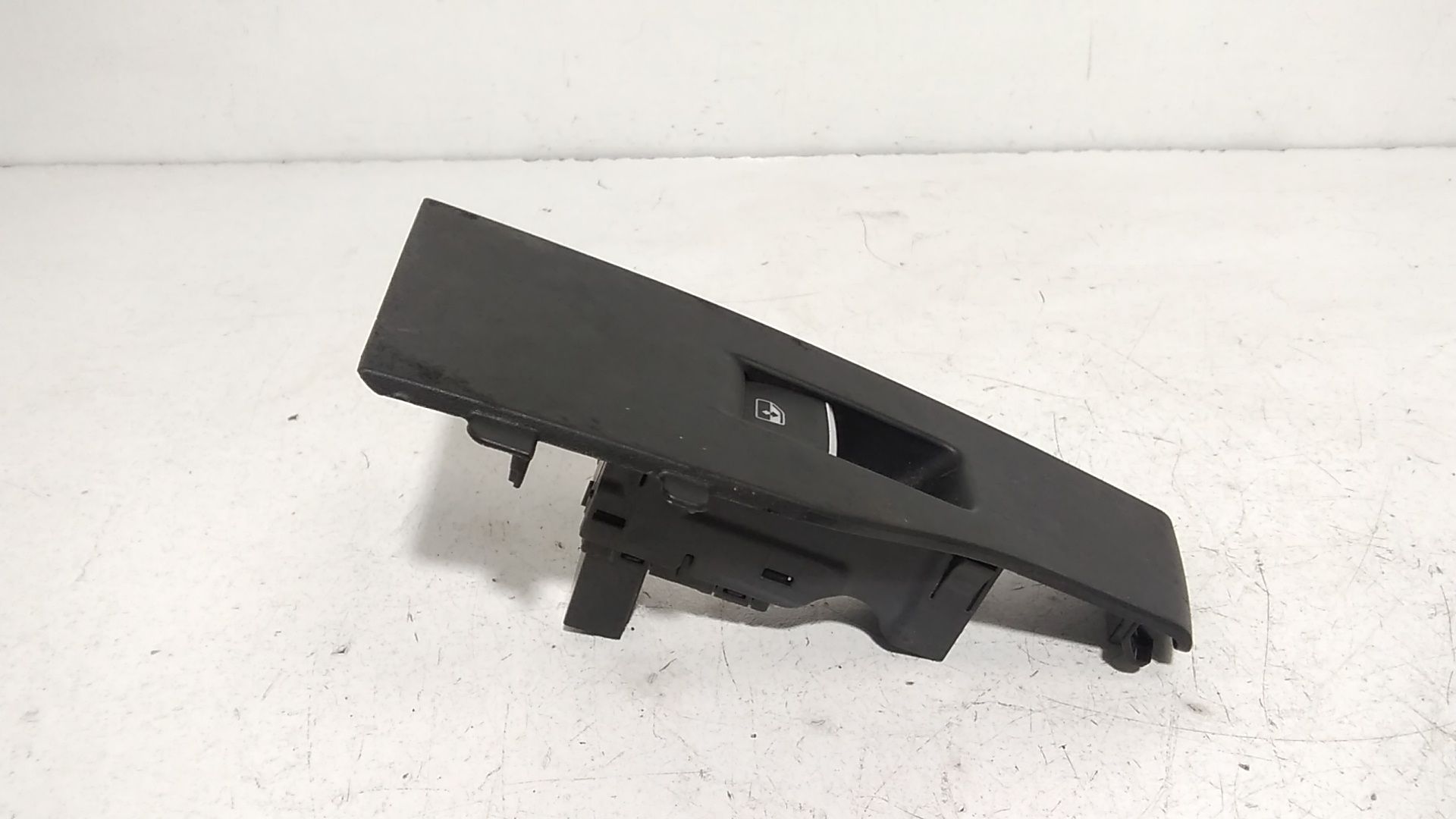 Pulsantiera Posteriore Destra VOLKSWAGEN Passat Alltrack (3G5,CB5) (15>)