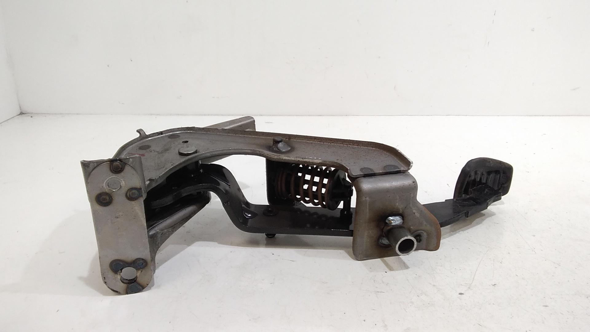 Pedale frizione NISSAN Qashqai 1 Serie