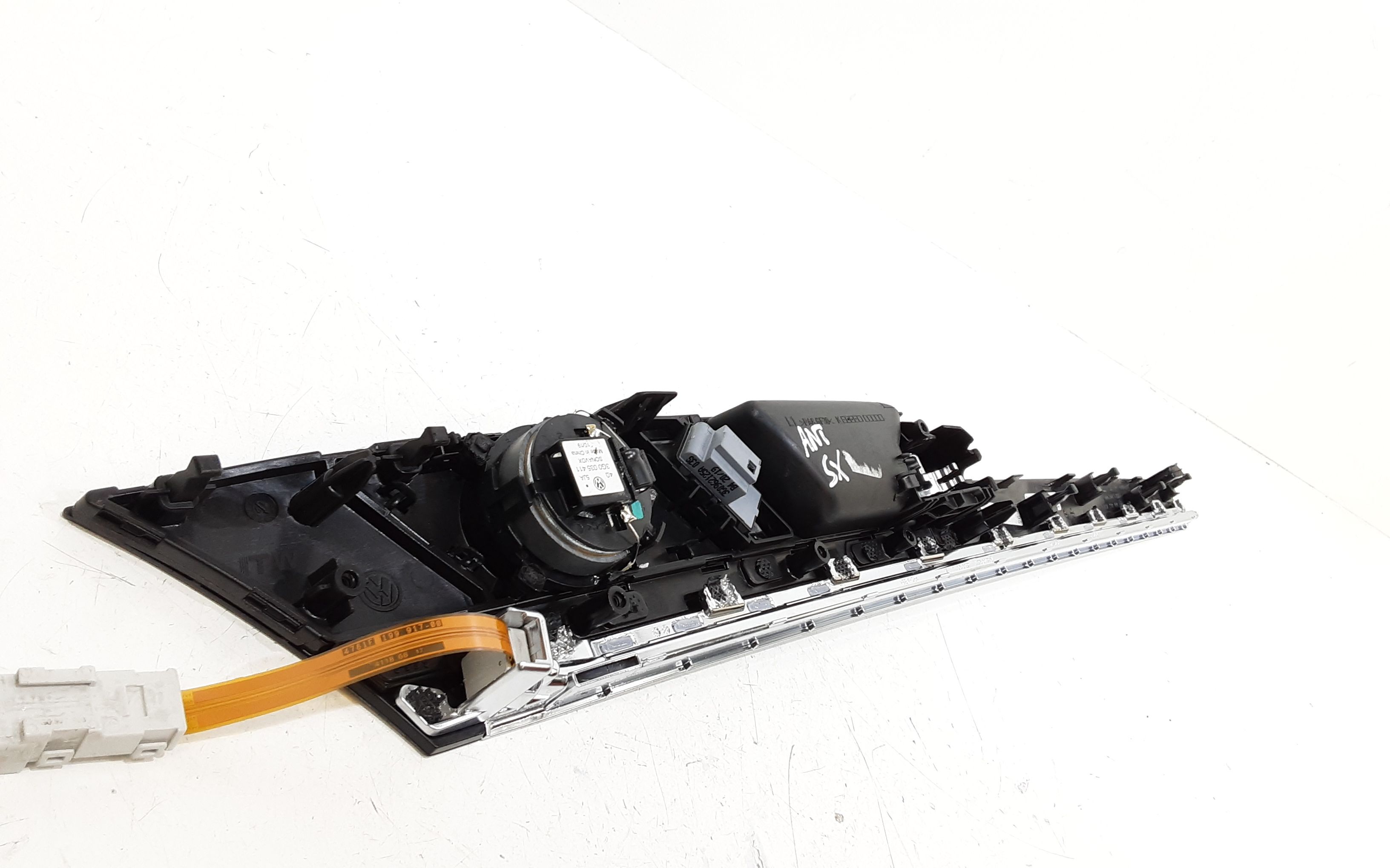 Maniglia interna anteriore Sinistra VOLKSWAGEN Passat Alltrack (3G5,CB5) (15>)