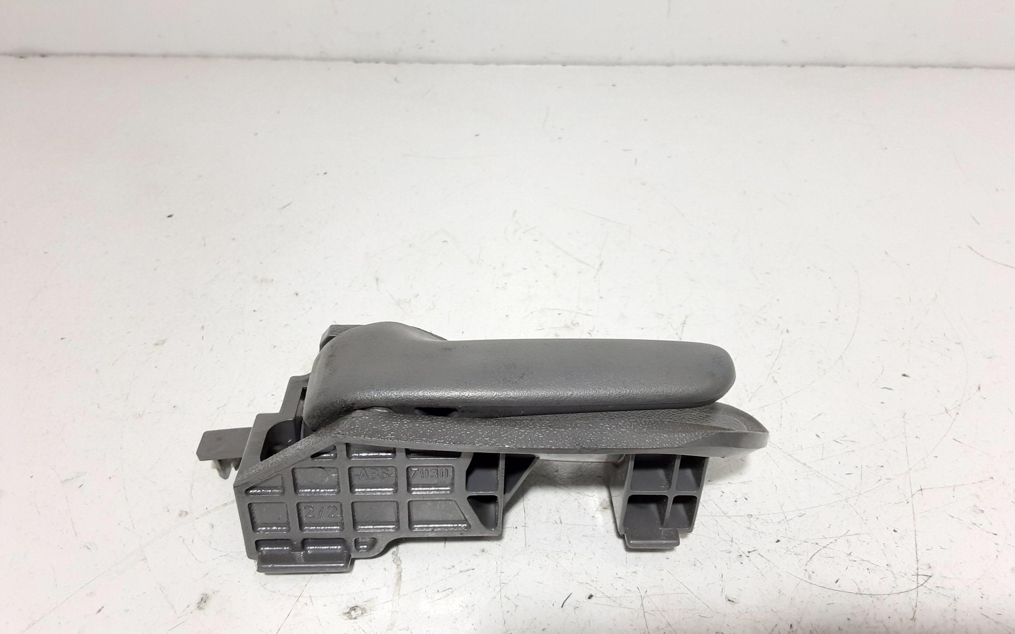 Maniglia interna anteriore Sinistra CITROEN C1 1 Serie