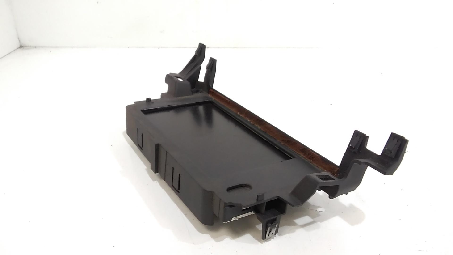 Schermo display navigatore  solo schermo  RENAULT Laguna Grand Tour 5 Serie