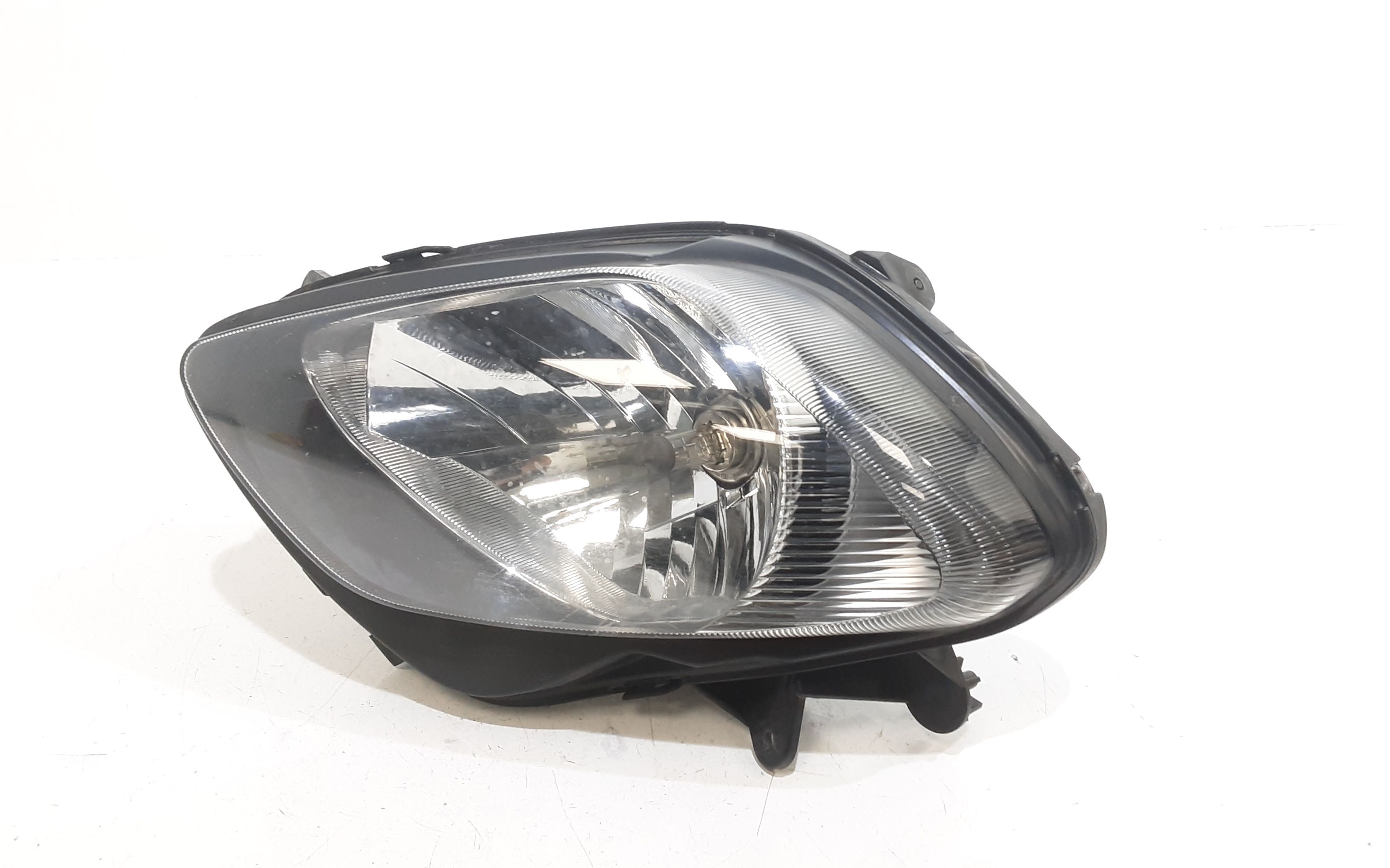 Faro anteriore SUZUKI Burgman 650cc (04>11)