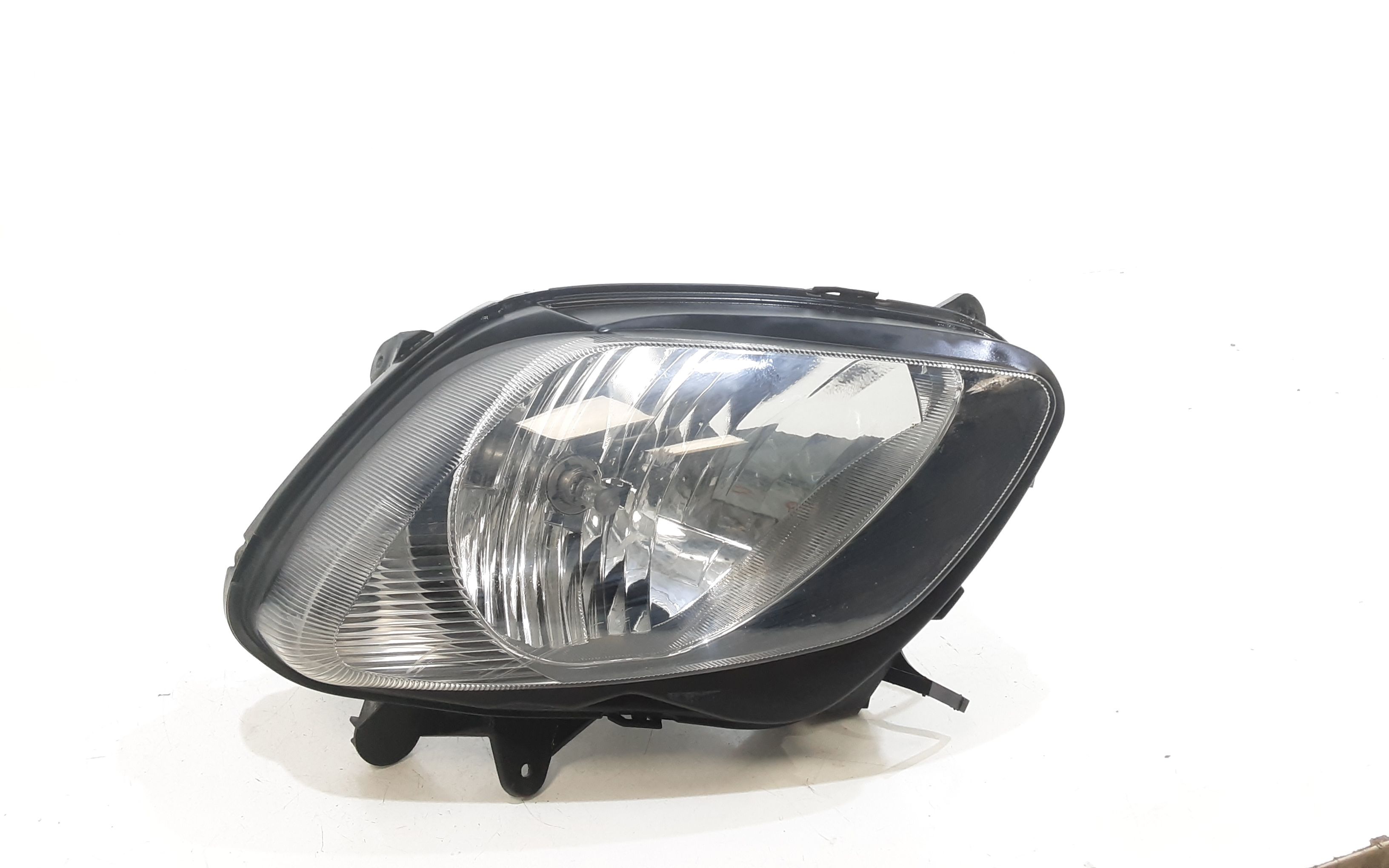 Faro anteriore SUZUKI Burgman 650cc (04>11)