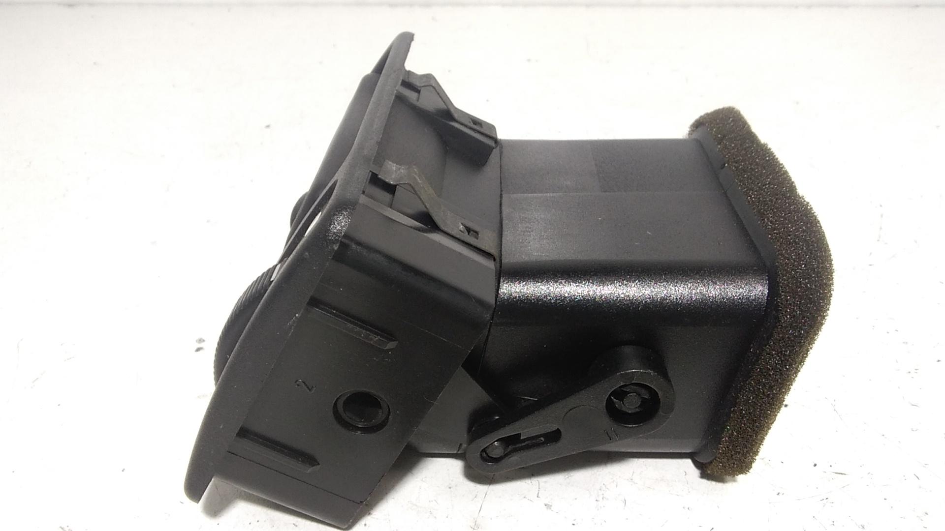 Bocchetta aria cruscotto lato guida FORD Orion 1 Serie