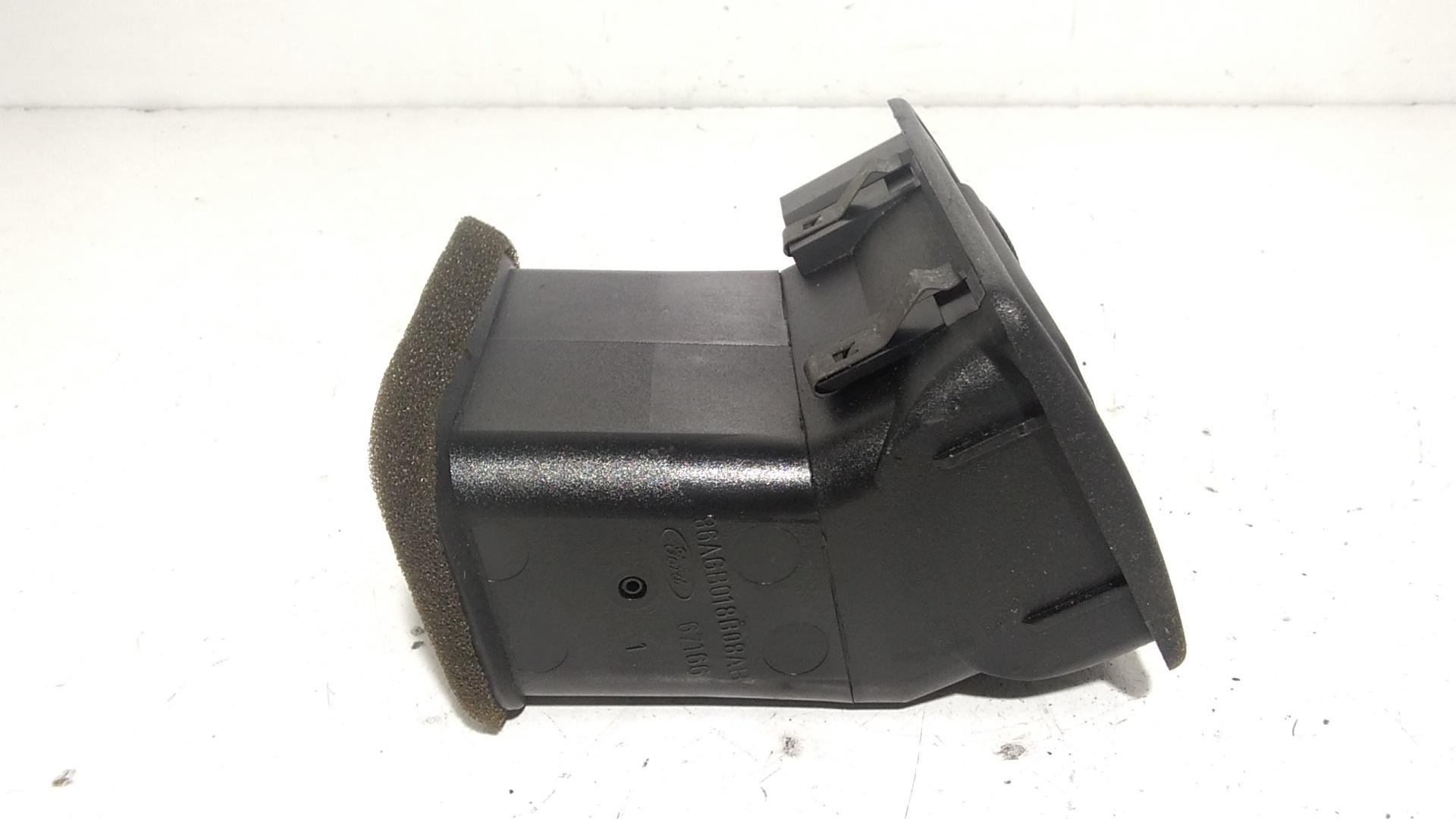 Bocchetta aria cruscotto lato guida FORD Orion 1 Serie