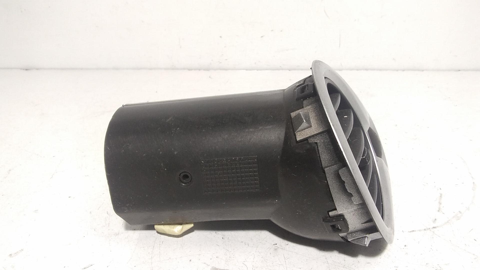 Bocchetta aria cruscotto lato guida RENAULT Clio Serie (08>15)