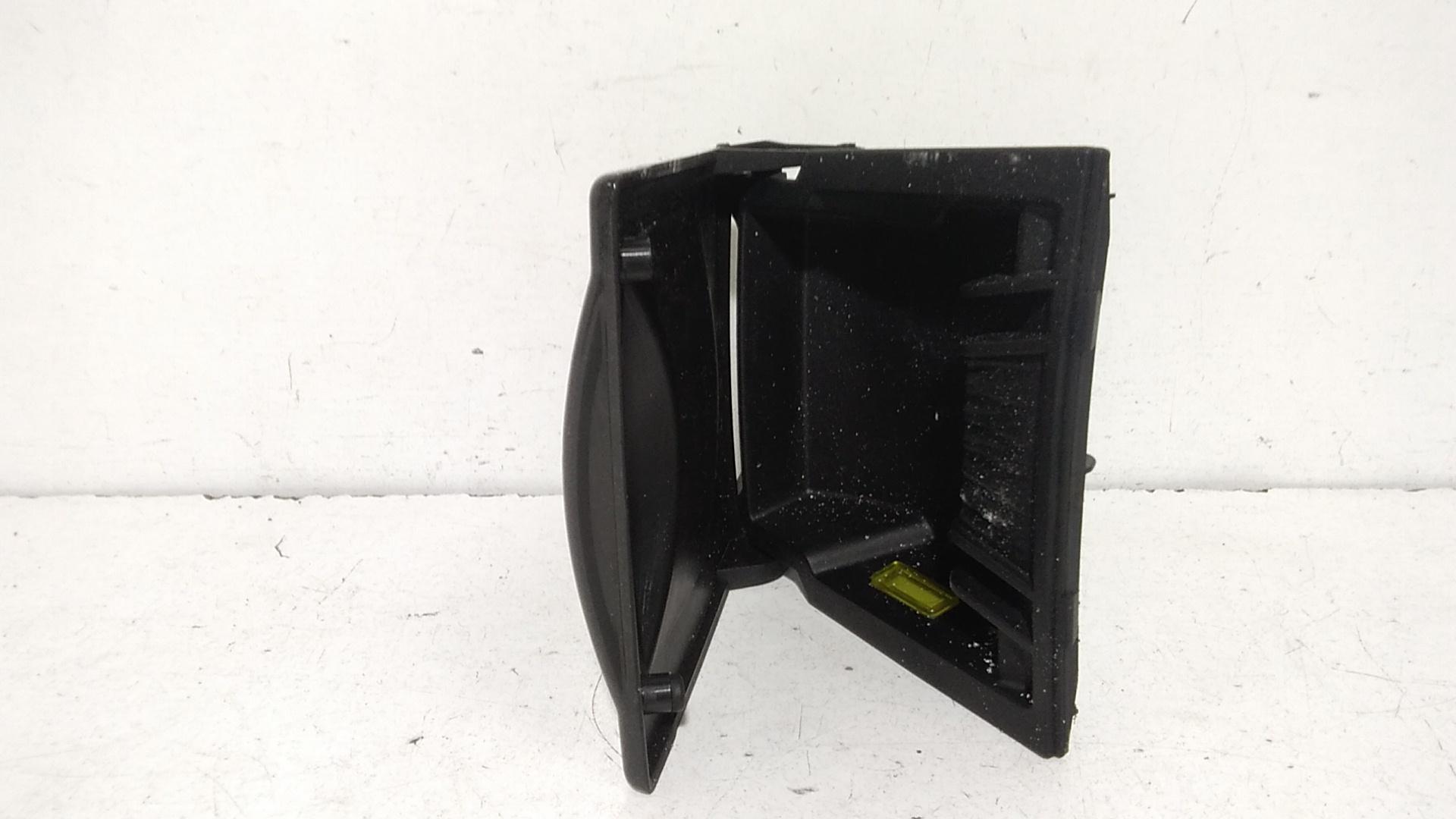 Posacenere CITROEN C4 Berlina