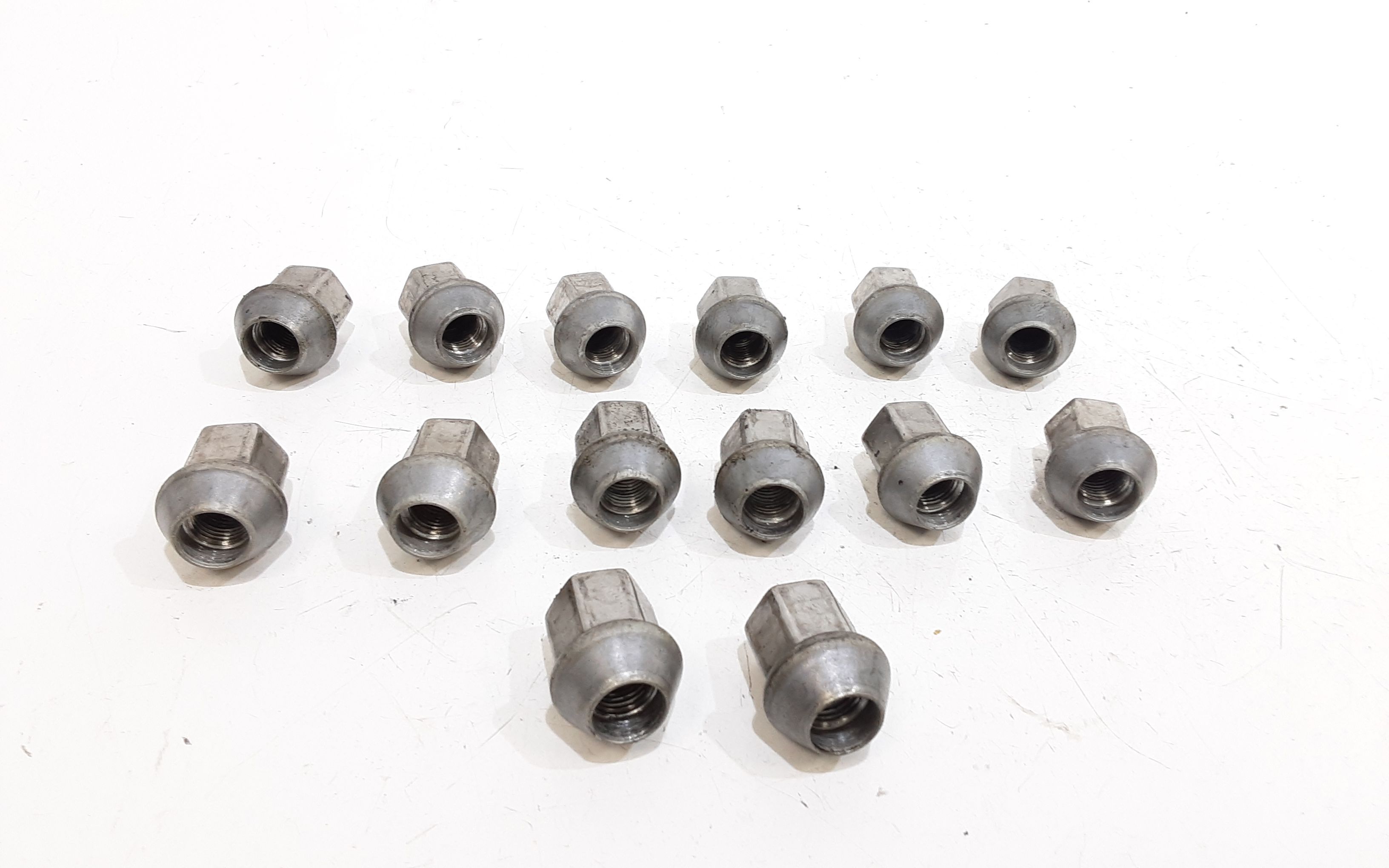 Bulloni perni cerchi auto JAGUAR E-Pace Serie  (17>)