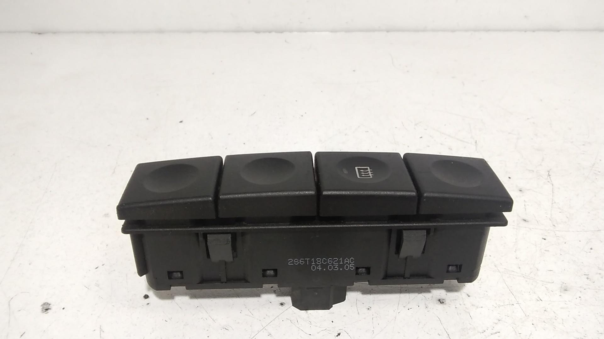 Pulsante Tergilunotto posteriore FORD Fiesta 4 Serie