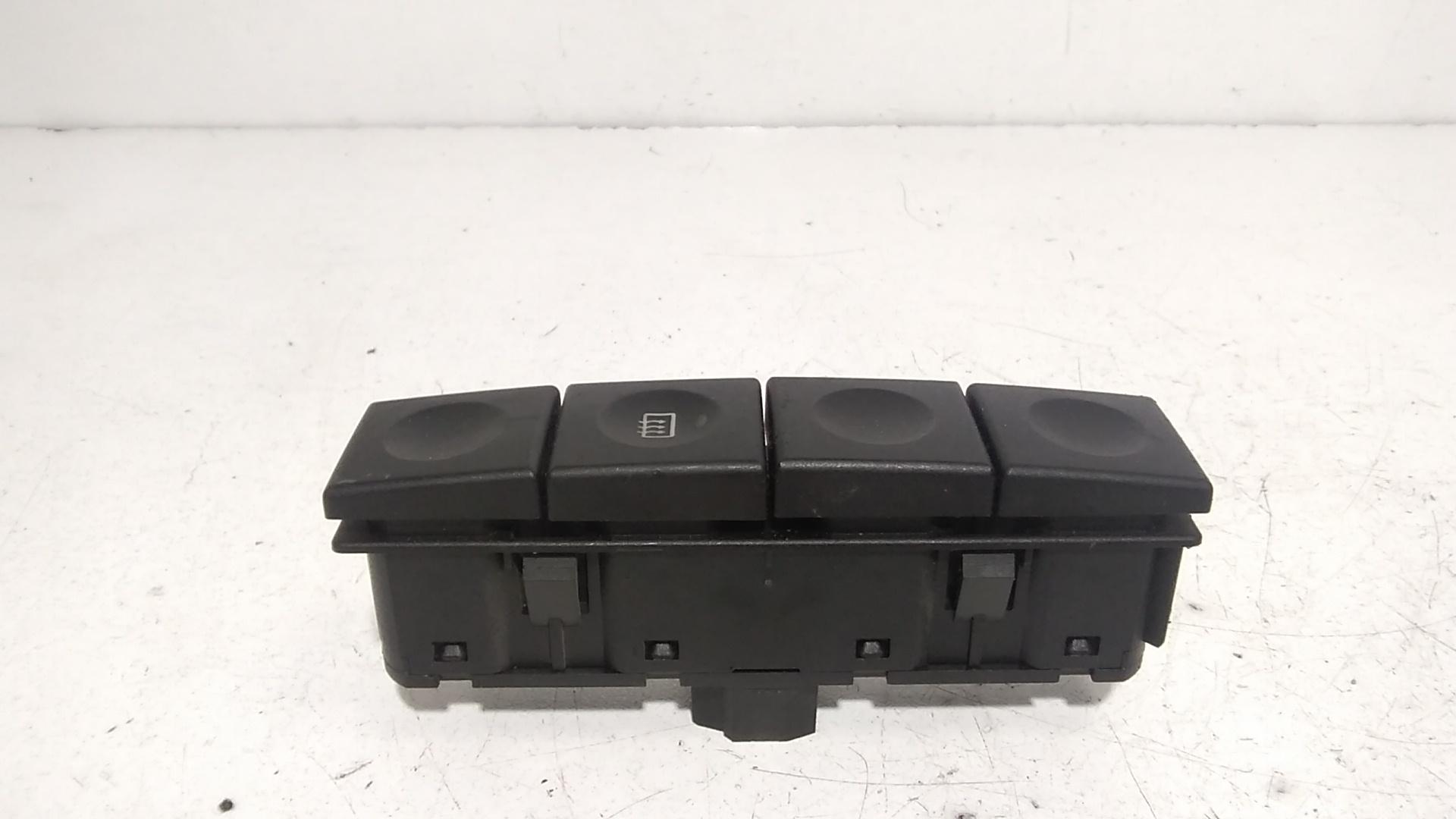 Pulsante Tergilunotto posteriore FORD Fiesta 4 Serie