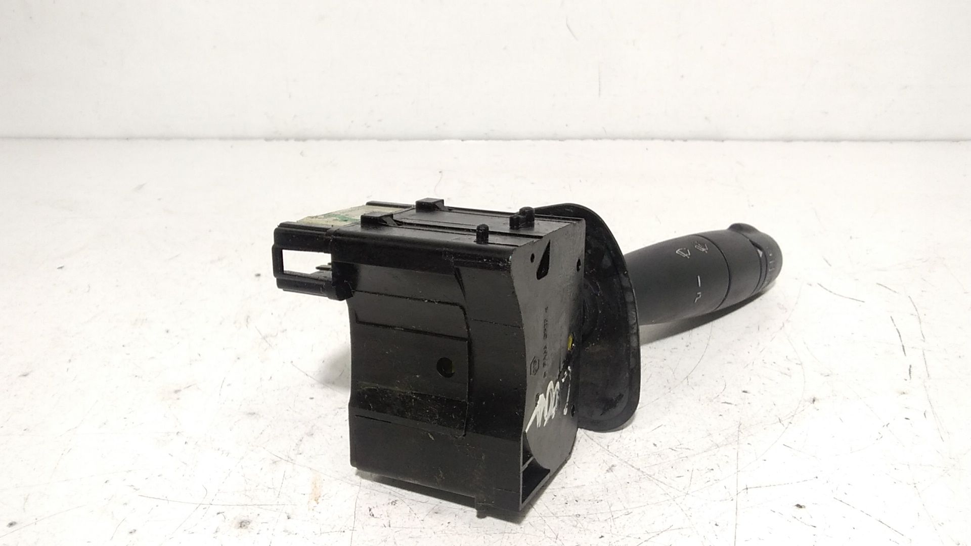 Devioluci destro DACIA Logan 1 Serie