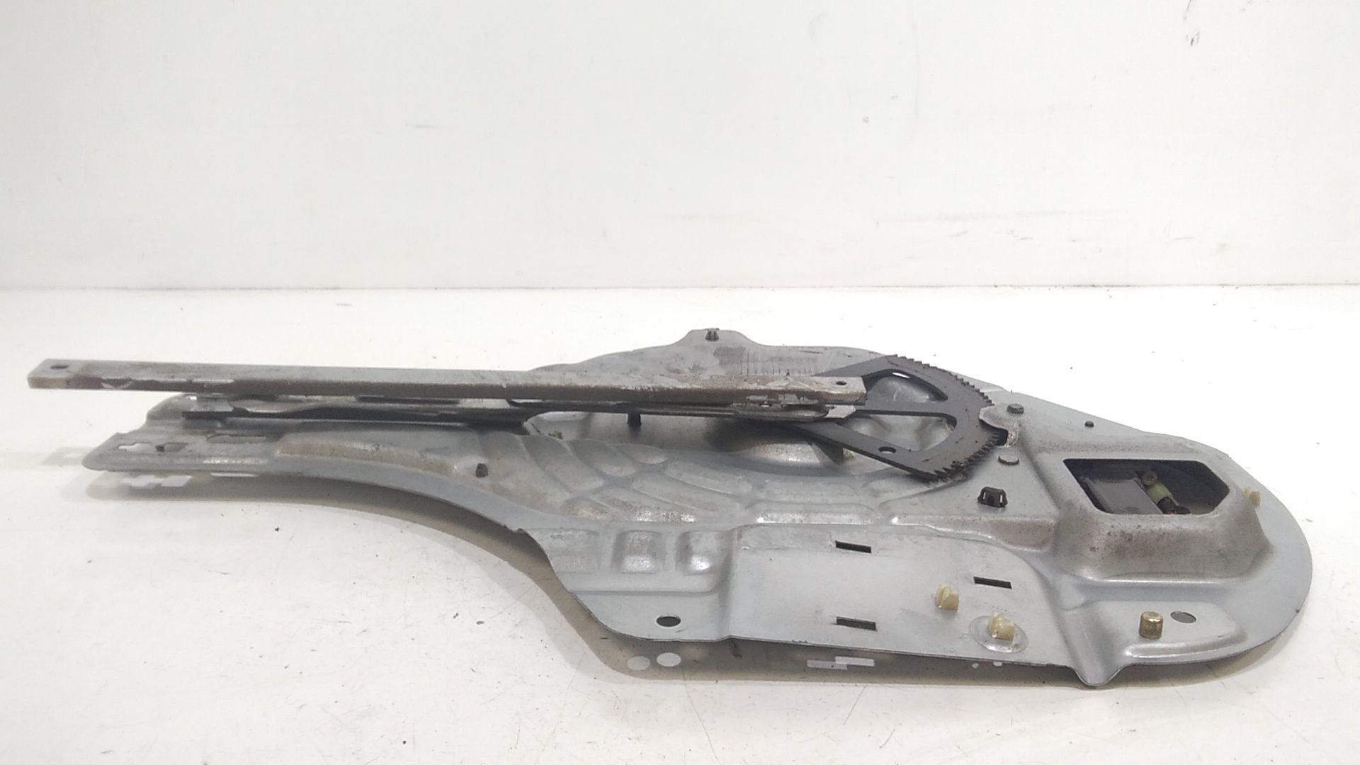 Cremagliera anteriore sinistra Guida HYUNDAI Tucson  Serie (04>09)