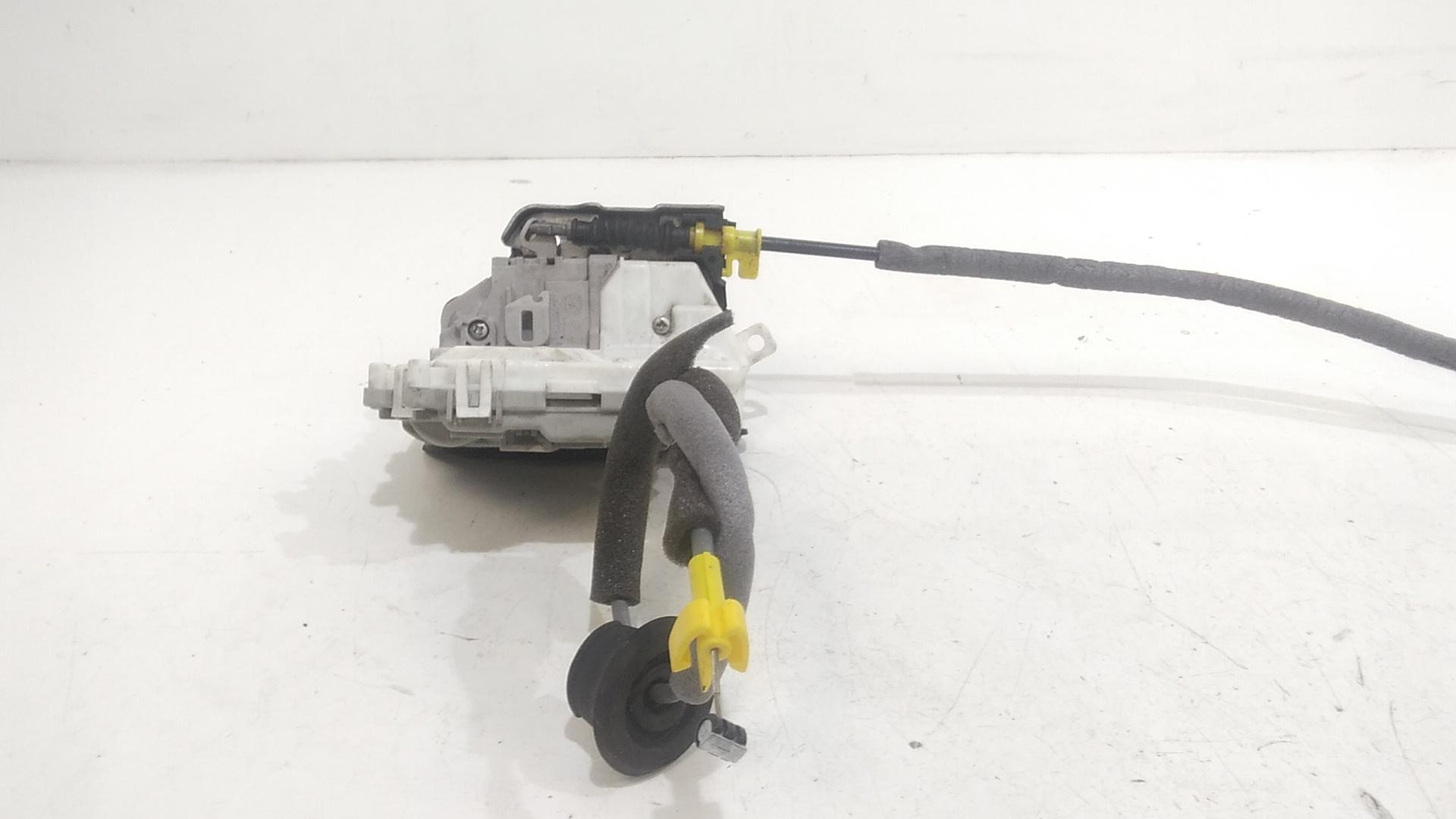 Serratura Posteriore Sinistra AUDI A4 Avant (8W5)