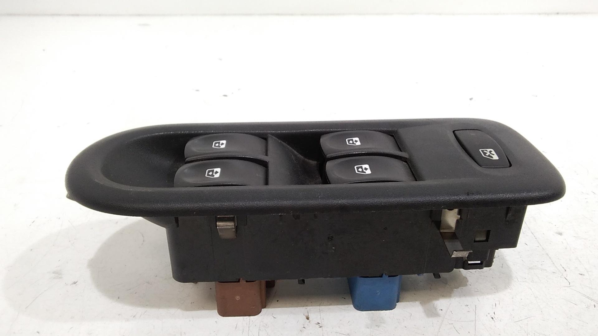 Pulsantiera anteriore sinistra Guida RENAULT Clio Serie (08>15)