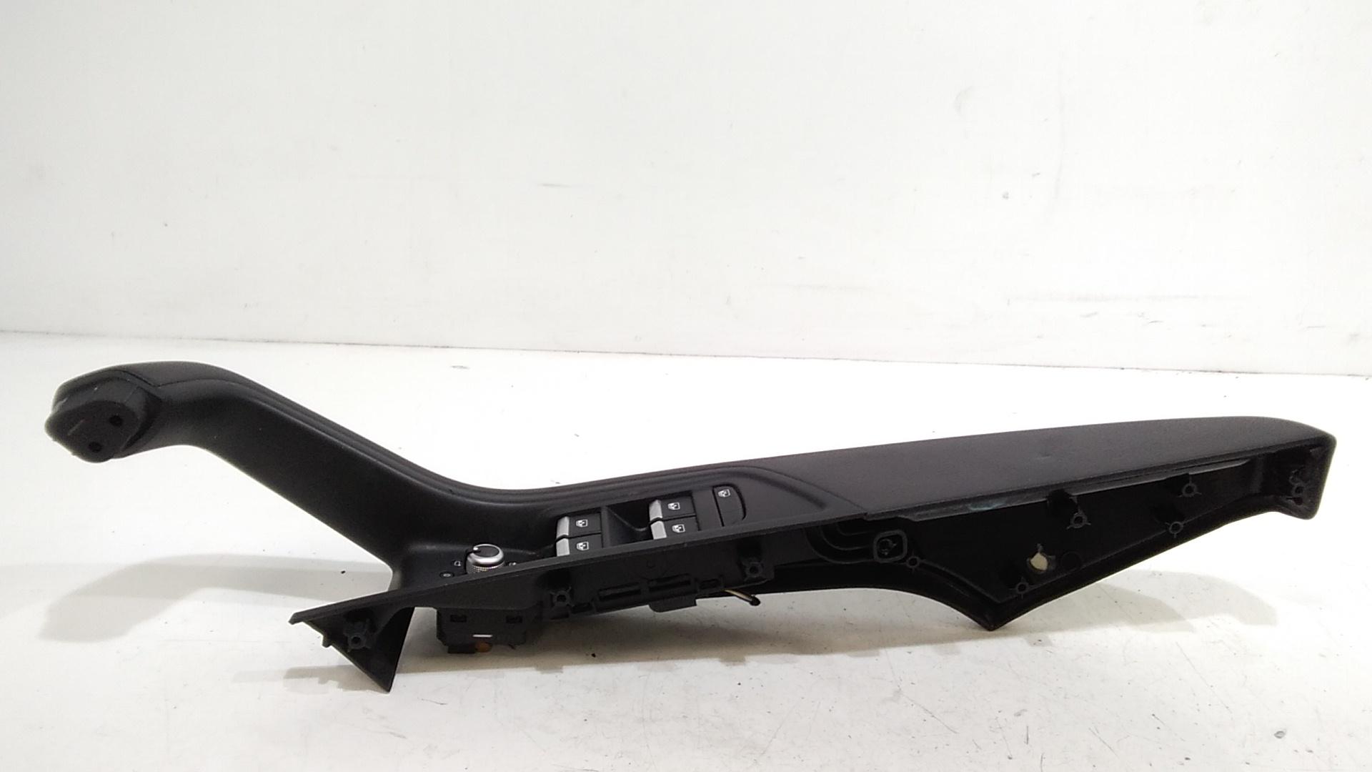 Pulsantiera anteriore sinistra Guida AUDI A4 Avant (8W5)