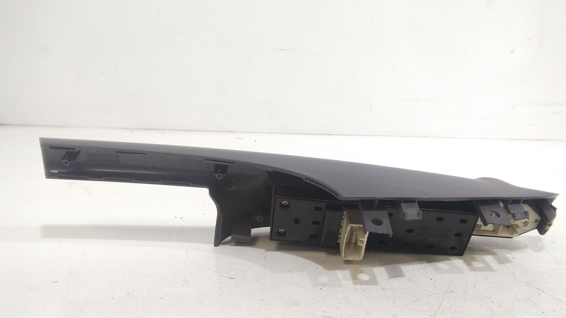 Pulsantiera anteriore sinistra Guida HYUNDAI Tucson  Serie (04>09)