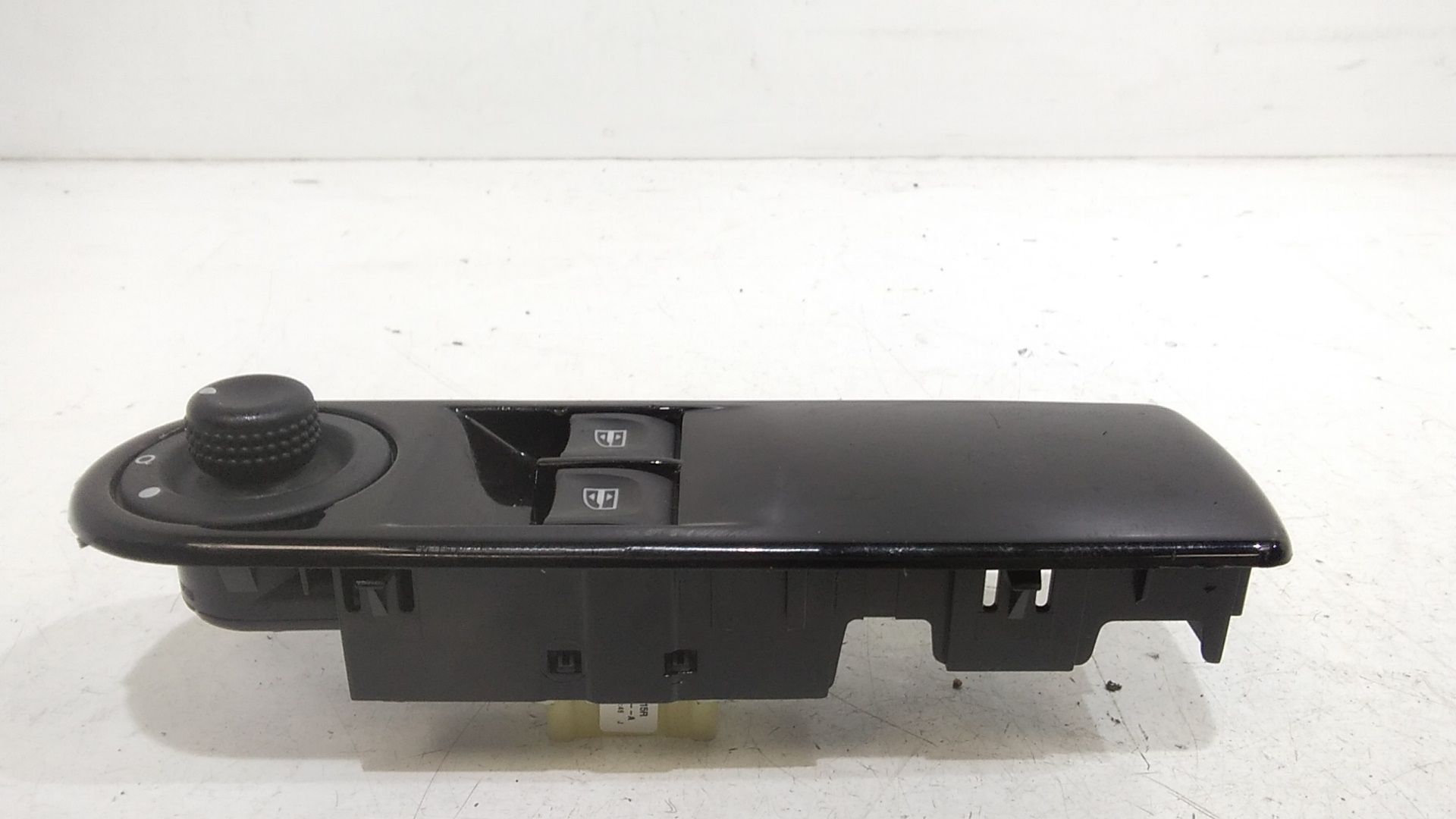 Pulsantiera anteriore sinistra Guida RENAULT Clio Serie IV (12>19)