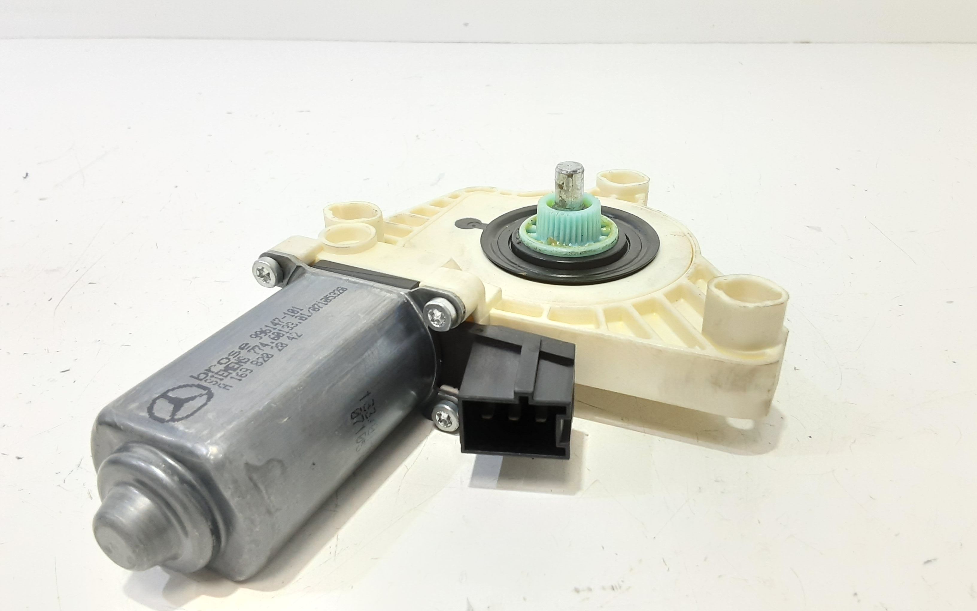 Motorino Alzavetro posteriore destra MERCEDES Classe B W245 1 Serie