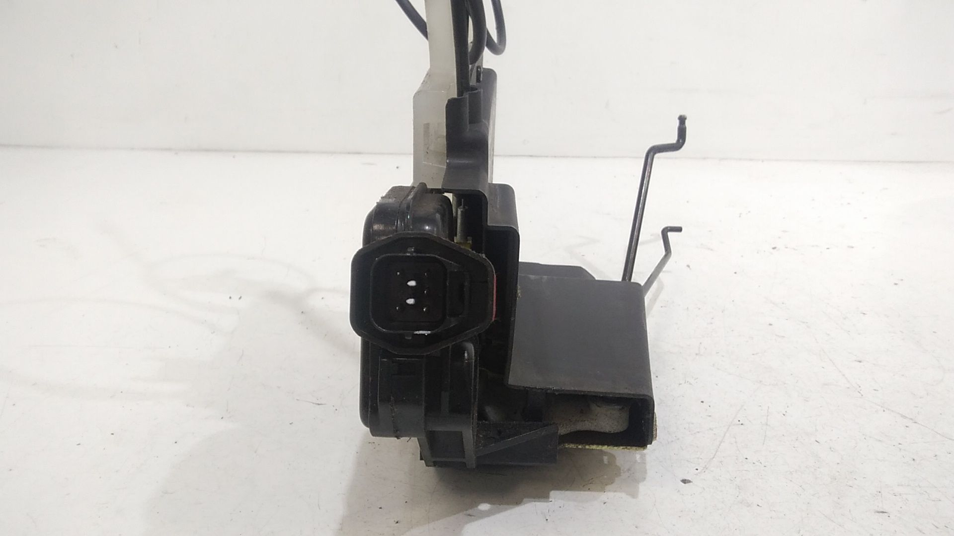 Serratura Anteriore Sinistra HYUNDAI Tucson  Serie (04>09)