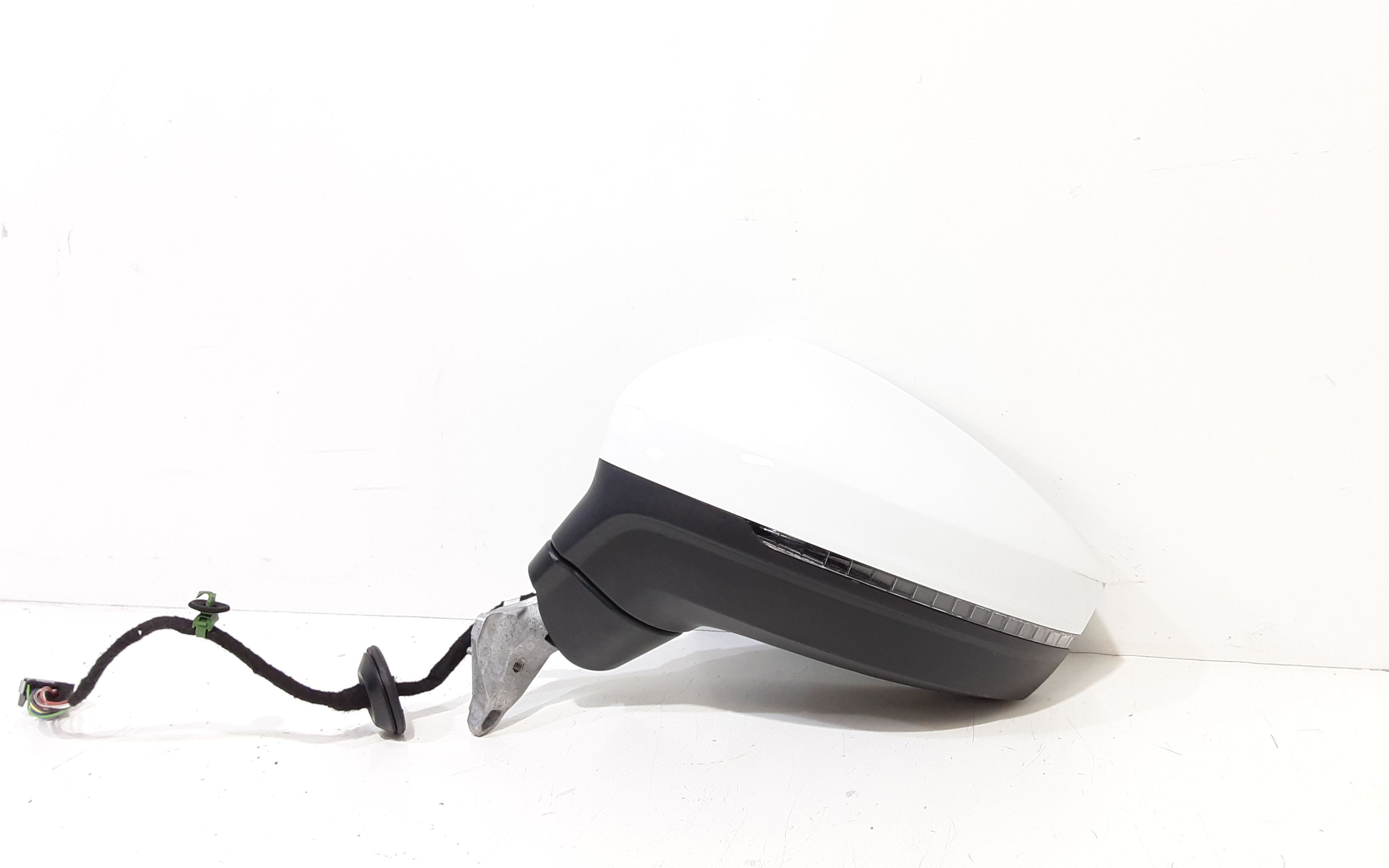 Specchietto Retrovisore Sinistro VOLKSWAGEN Tiguan R Line