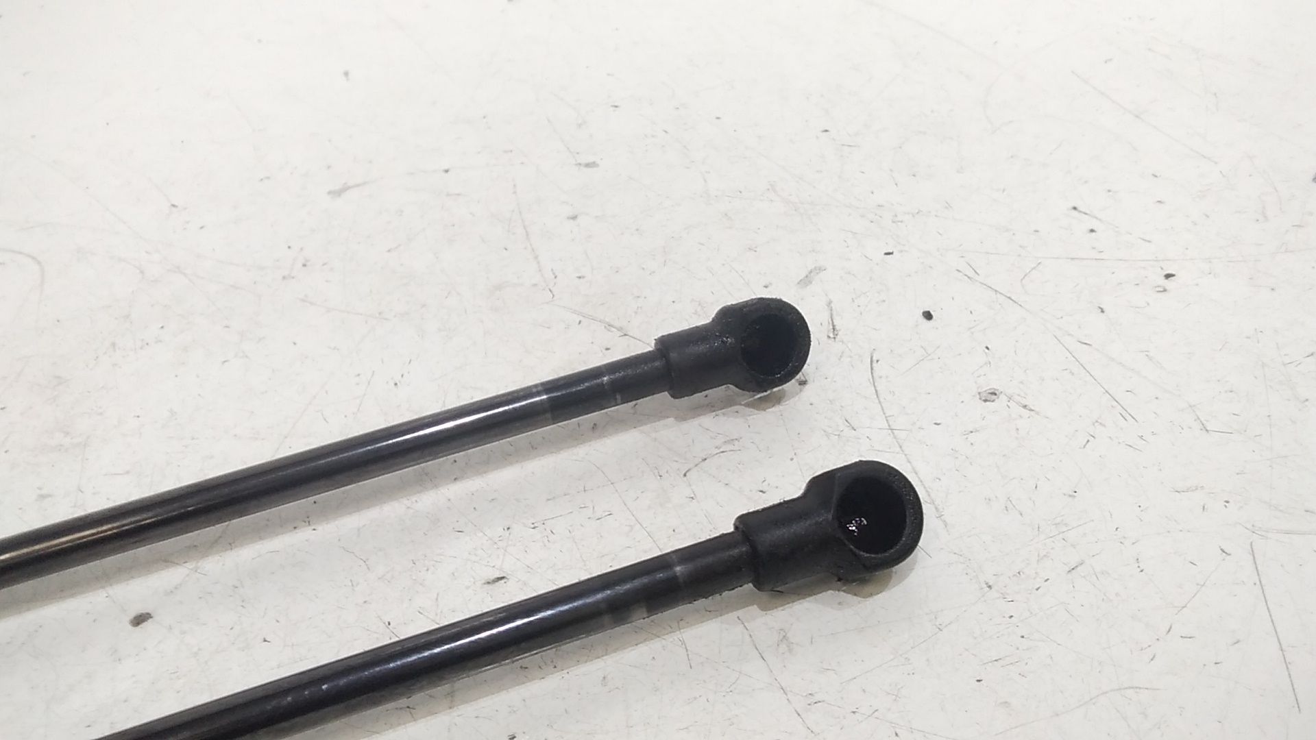 Pistoncini cofano Post. TOYOTA IQ 1 Serie